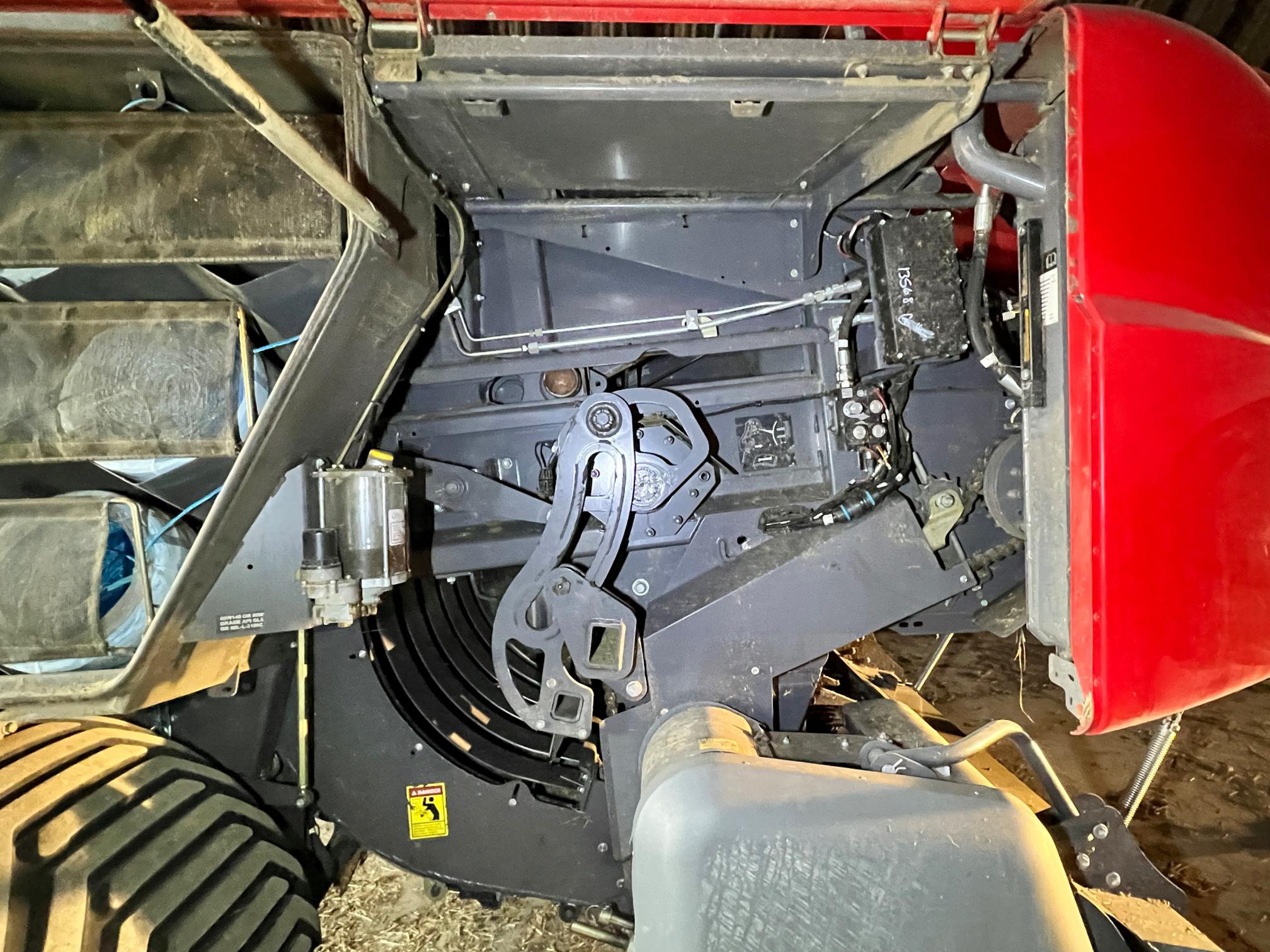 2015 MASSEY FERGUSON 2270 Hesston - view 14 of 30