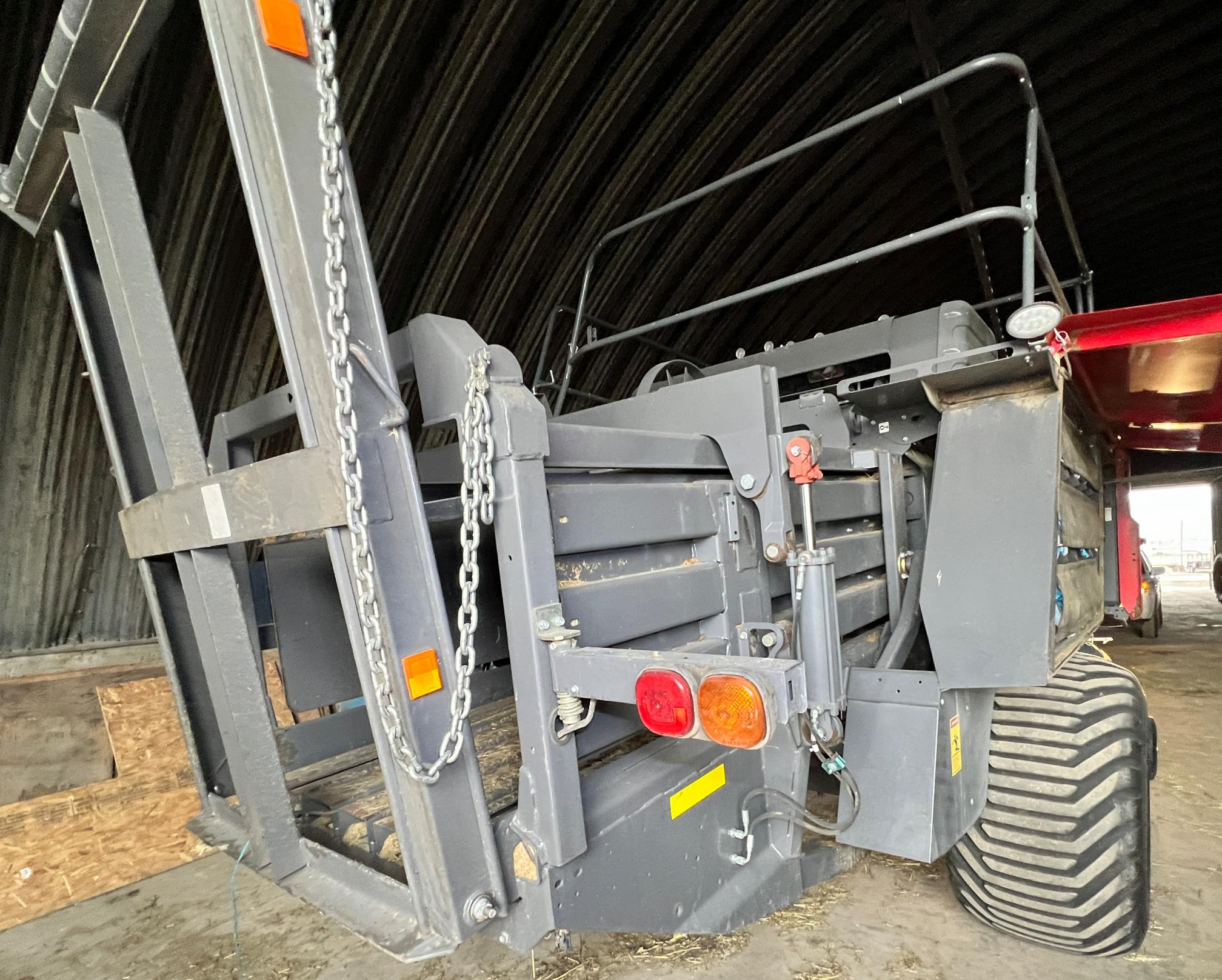 2015 MASSEY FERGUSON 2270 Hesston - view 10 of 30