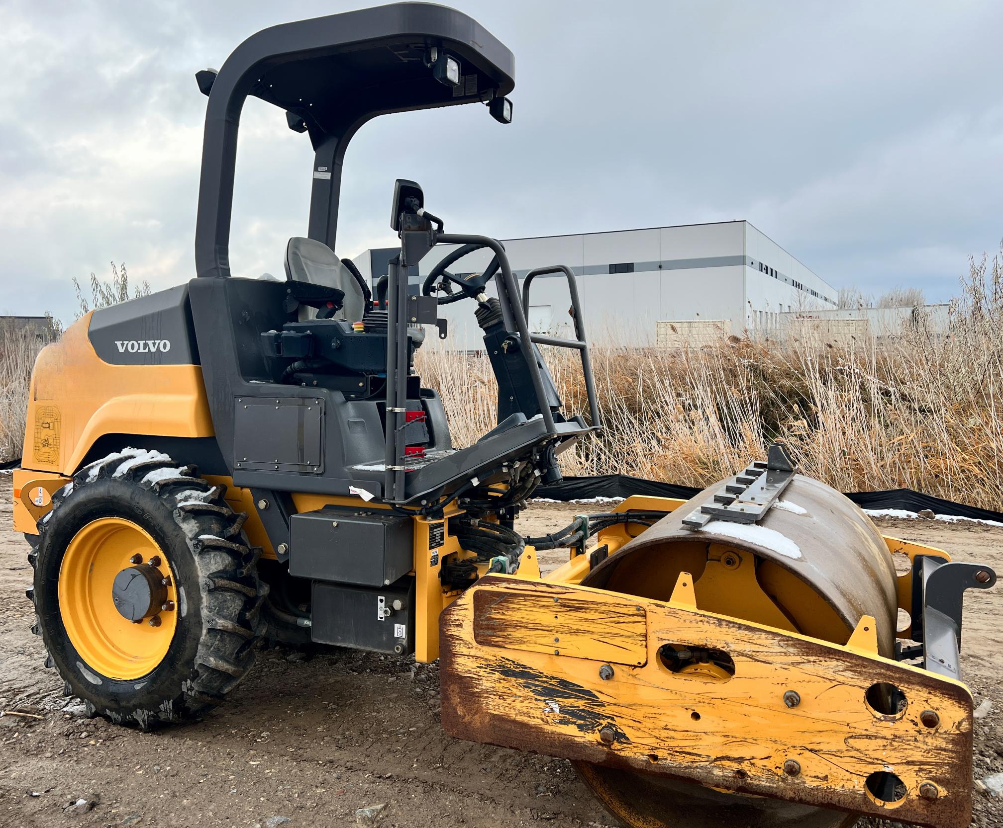 2019 VOLVO SD45d - view 6 of 27