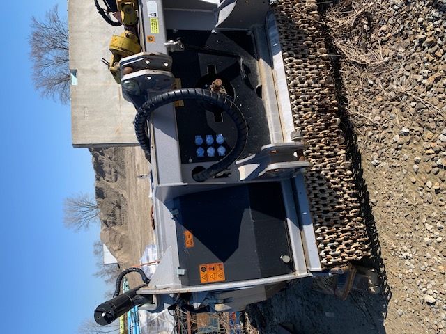 2017 FAE MTM-225 - view 4 of 12