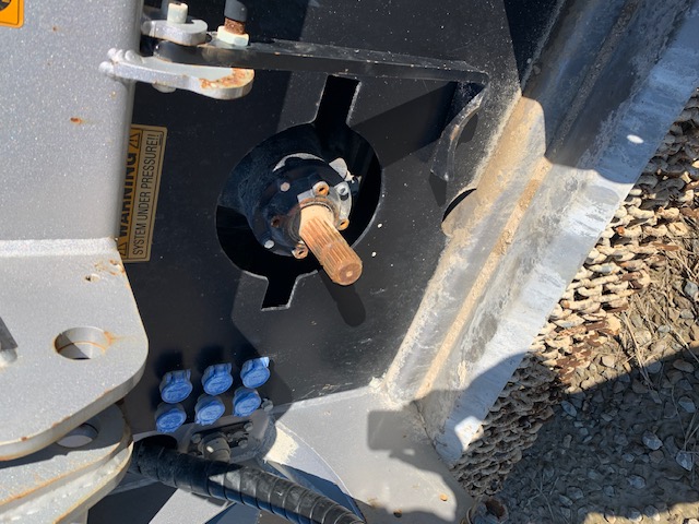 2017 FAE MTM-225 - view 9 of 12