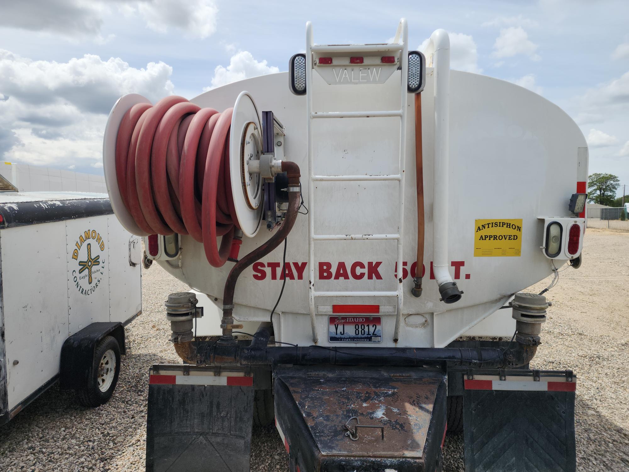 2000 FREIGHTLINER FL70 - view 3 of 30