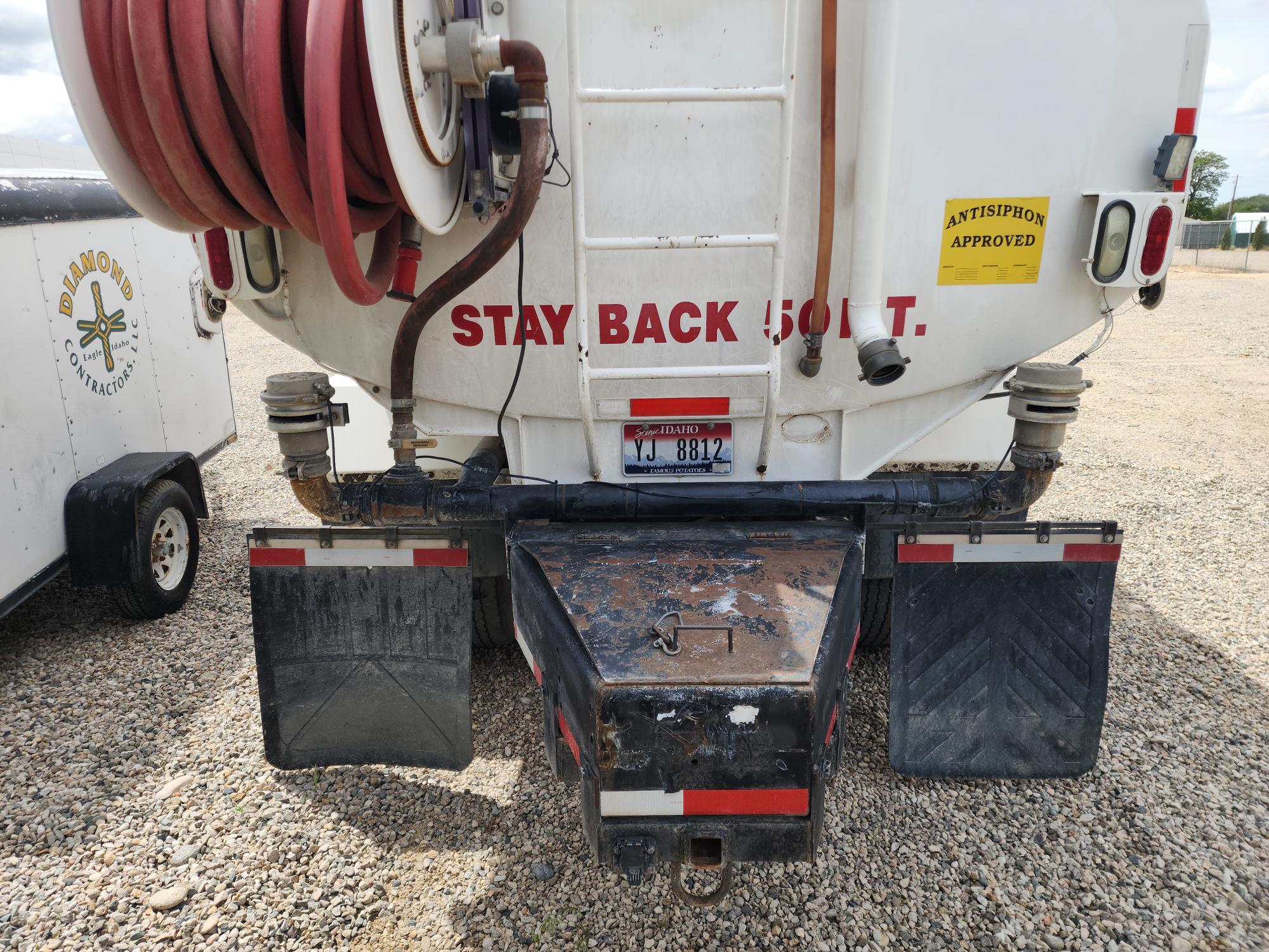 2000 FREIGHTLINER FL70 - view 4 of 30