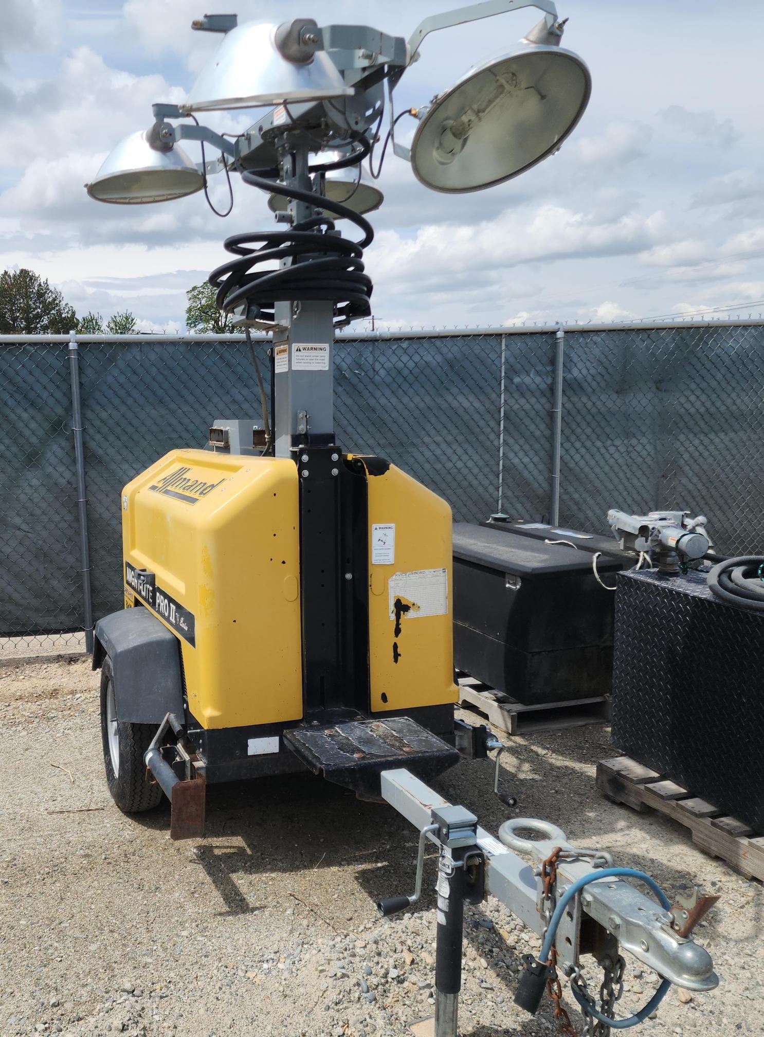 2017 ALLMAND BROS Portable Night-Lit Pro II V Genset - view 4 of 13