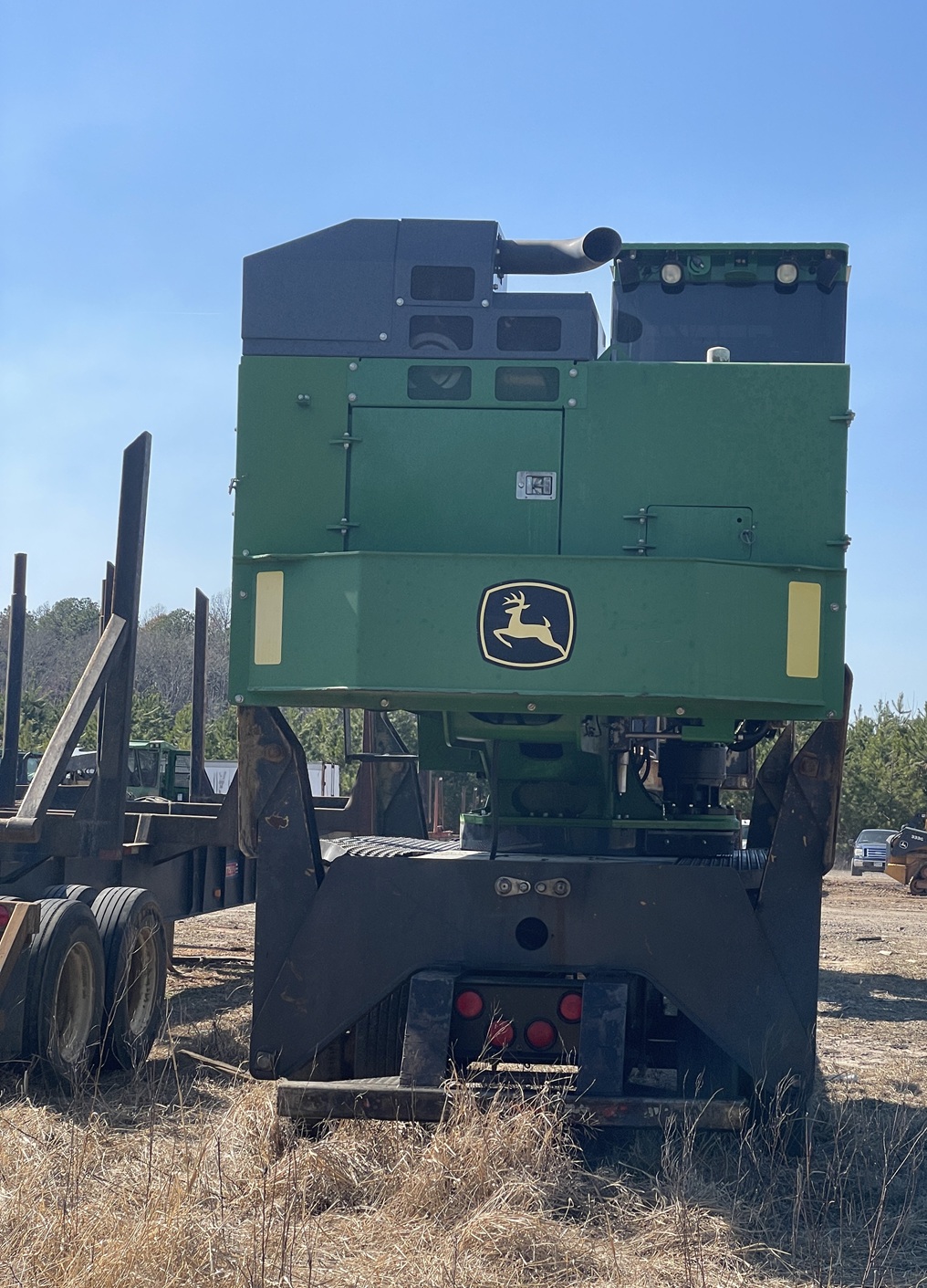 2017 JOHN DEERE 437E Knuckleboom Loader - view 3 of 13