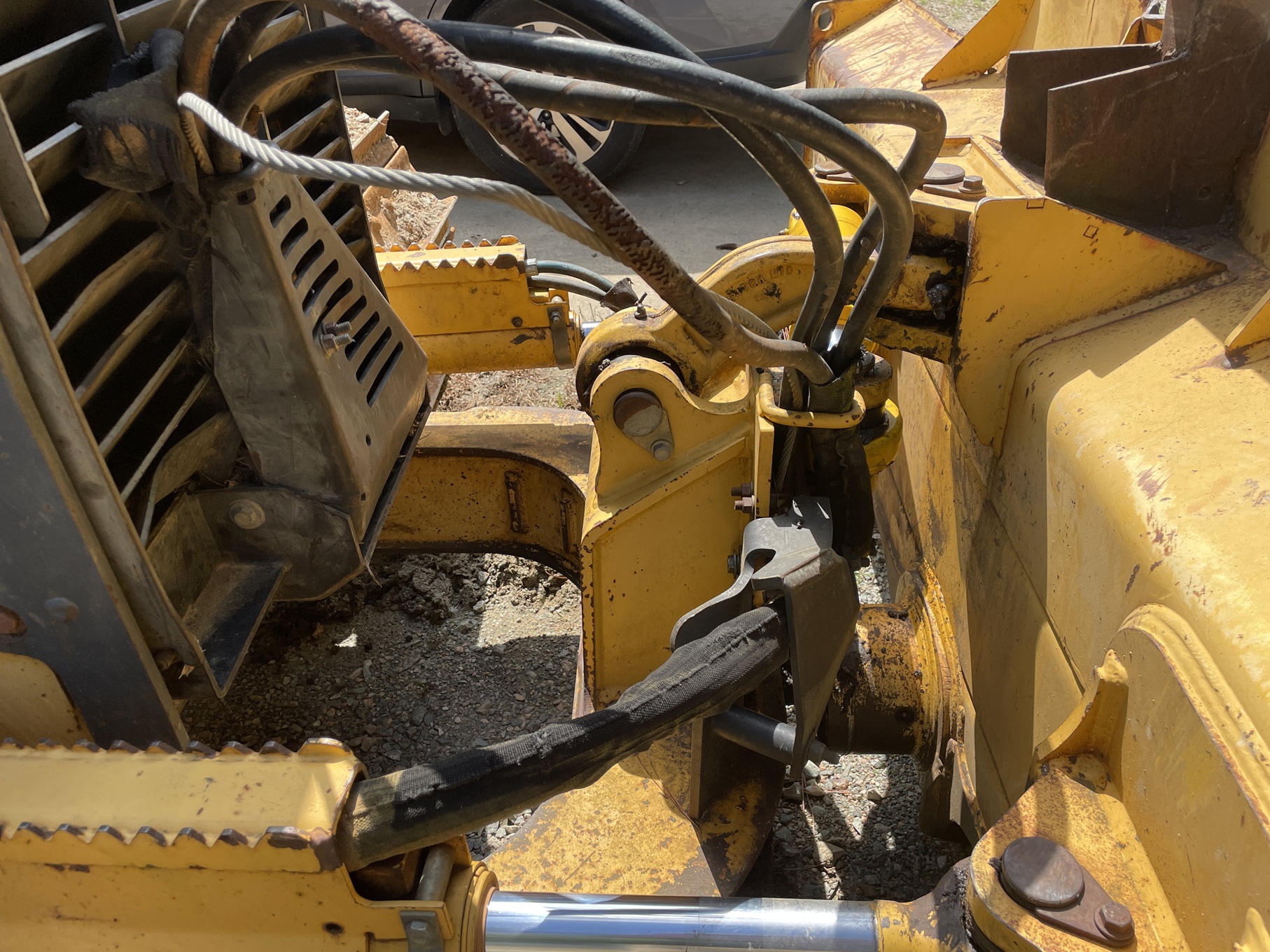 2002 DEERE 550H LGP - view 18 of 23