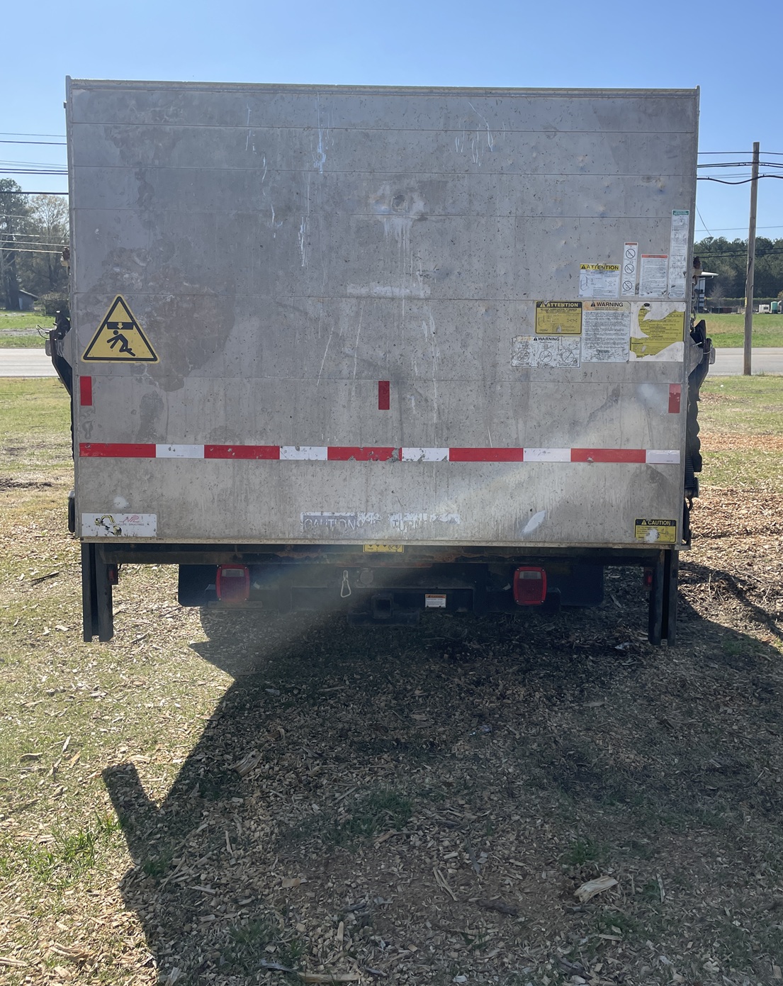 2012 FORD F550 Flatbed Liftgate - view 2 of 5