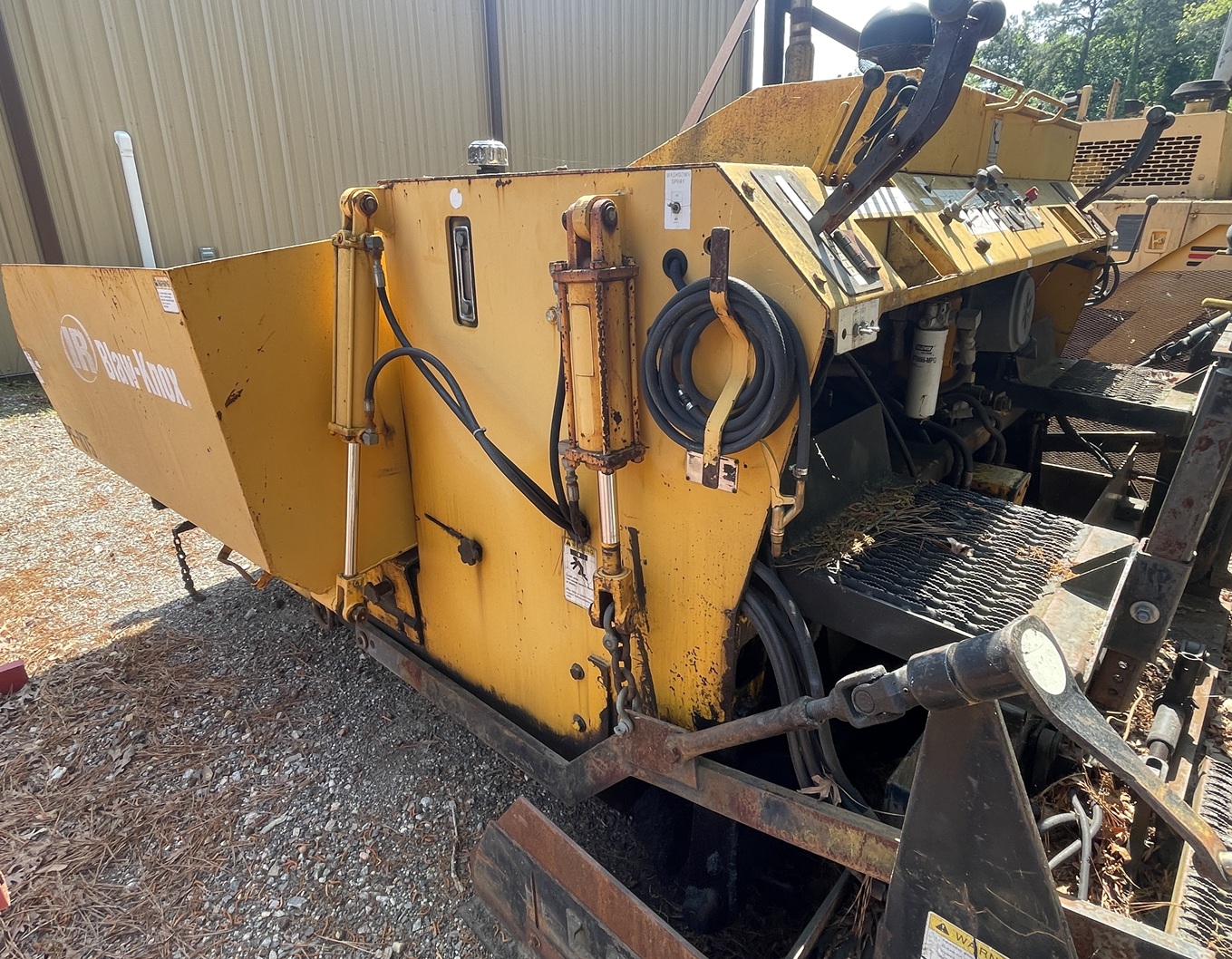 2001 BLAW-KNOX P875 Paver - view 13 of 20