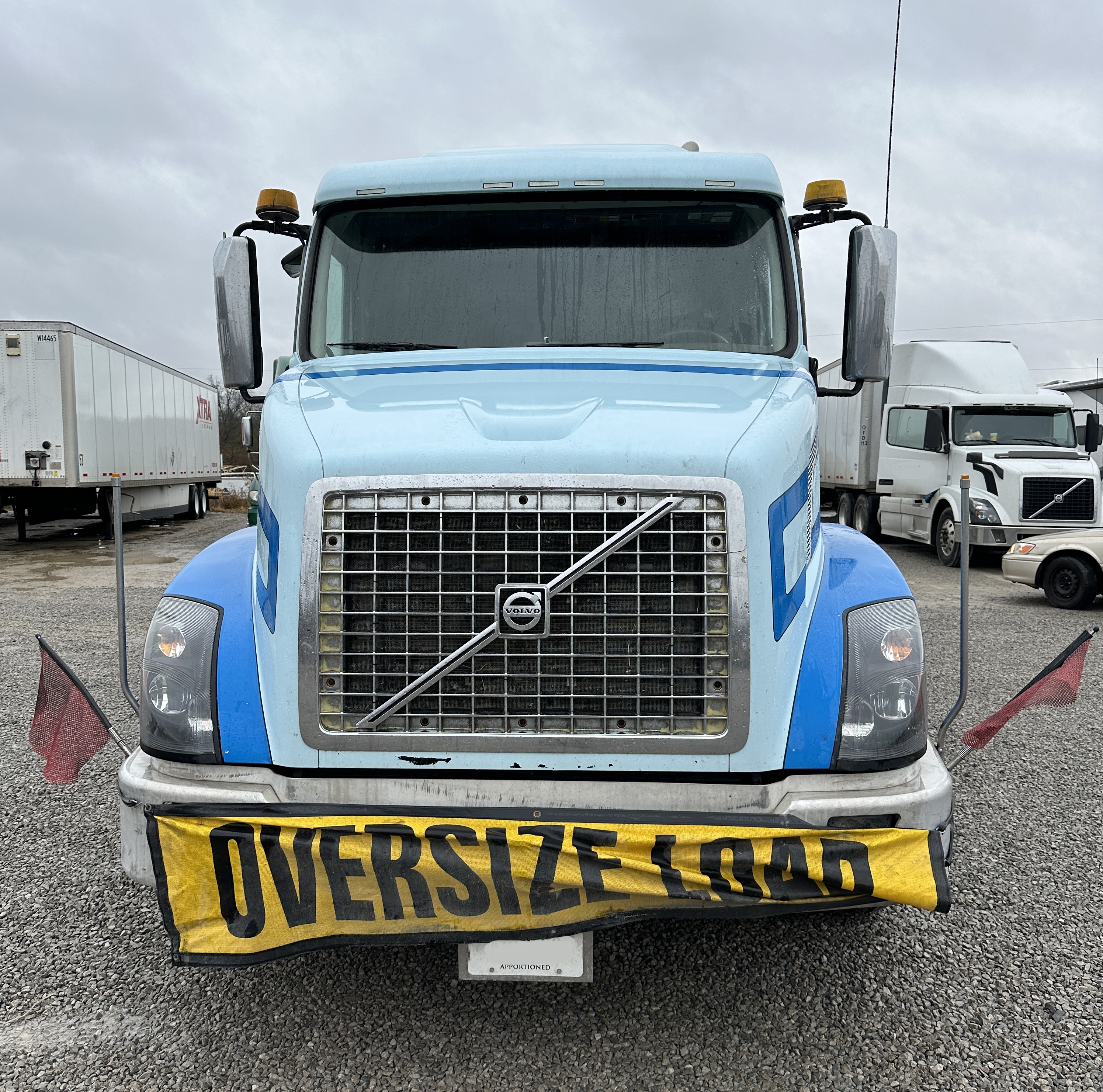 2017 VOLVO VNX84T630 - view 9 of 30