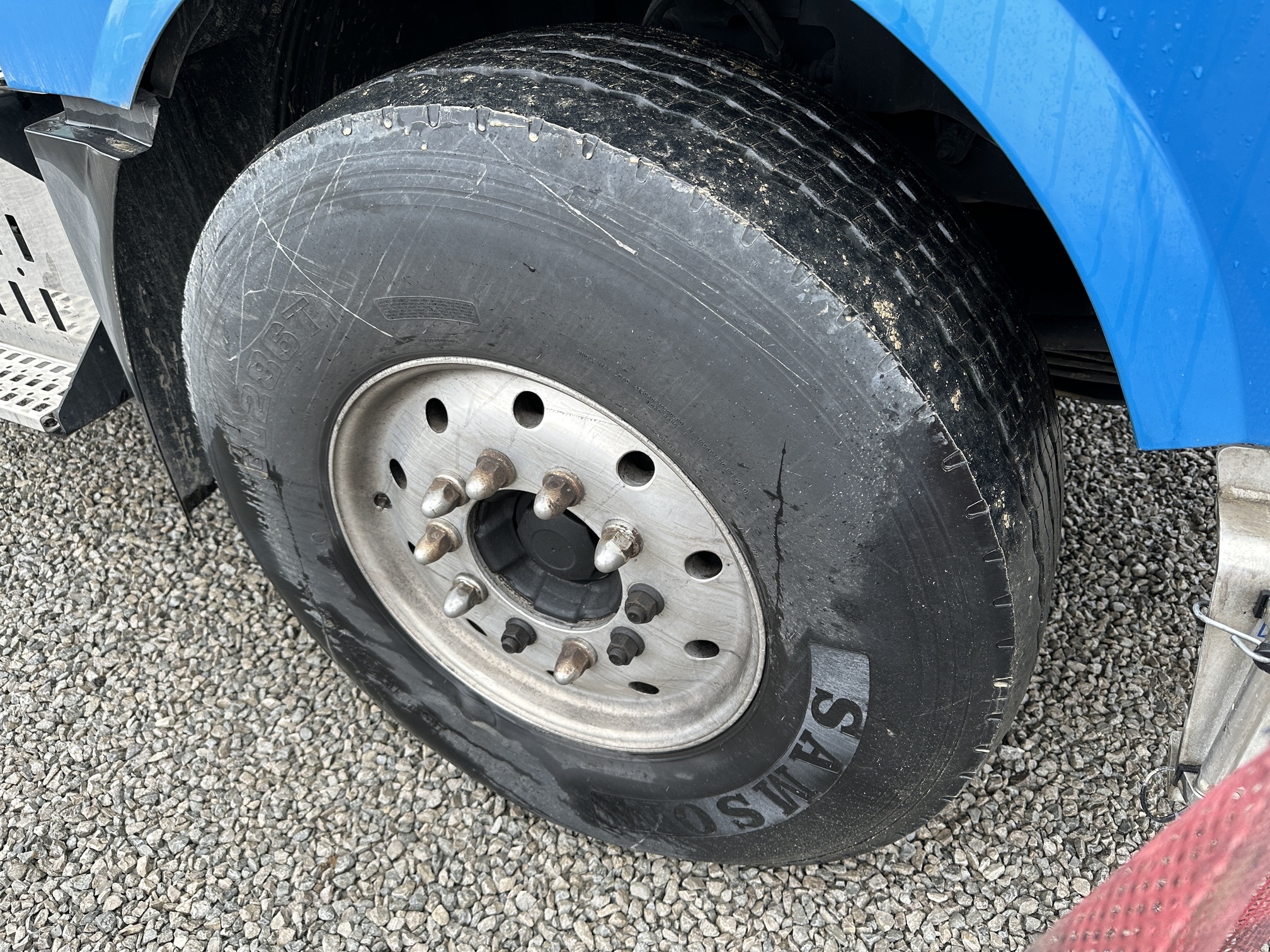 2017 VOLVO VNX84T630 - view 20 of 30