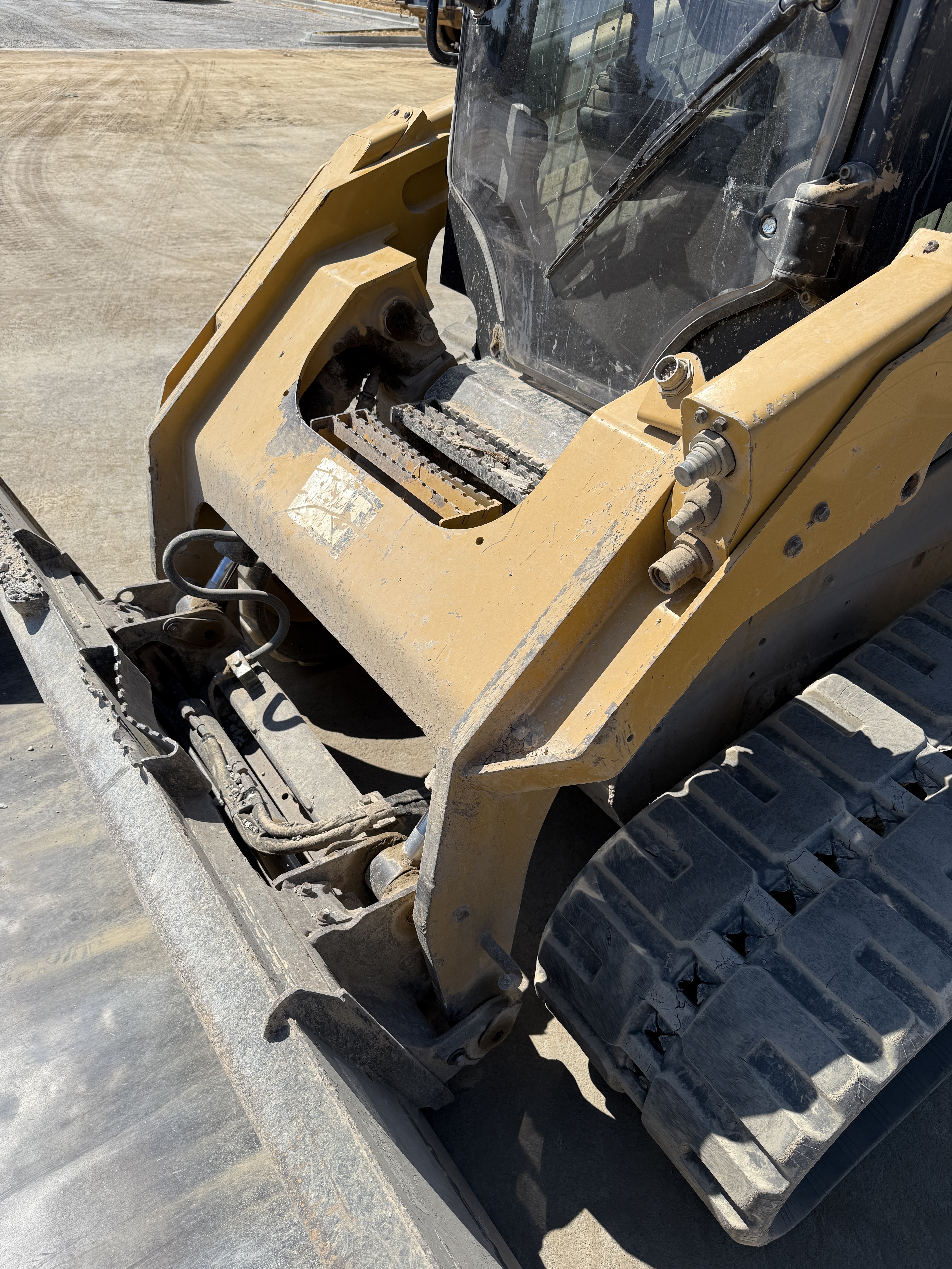 2017 CATERPILLAR 299D2 - view 9 of 23