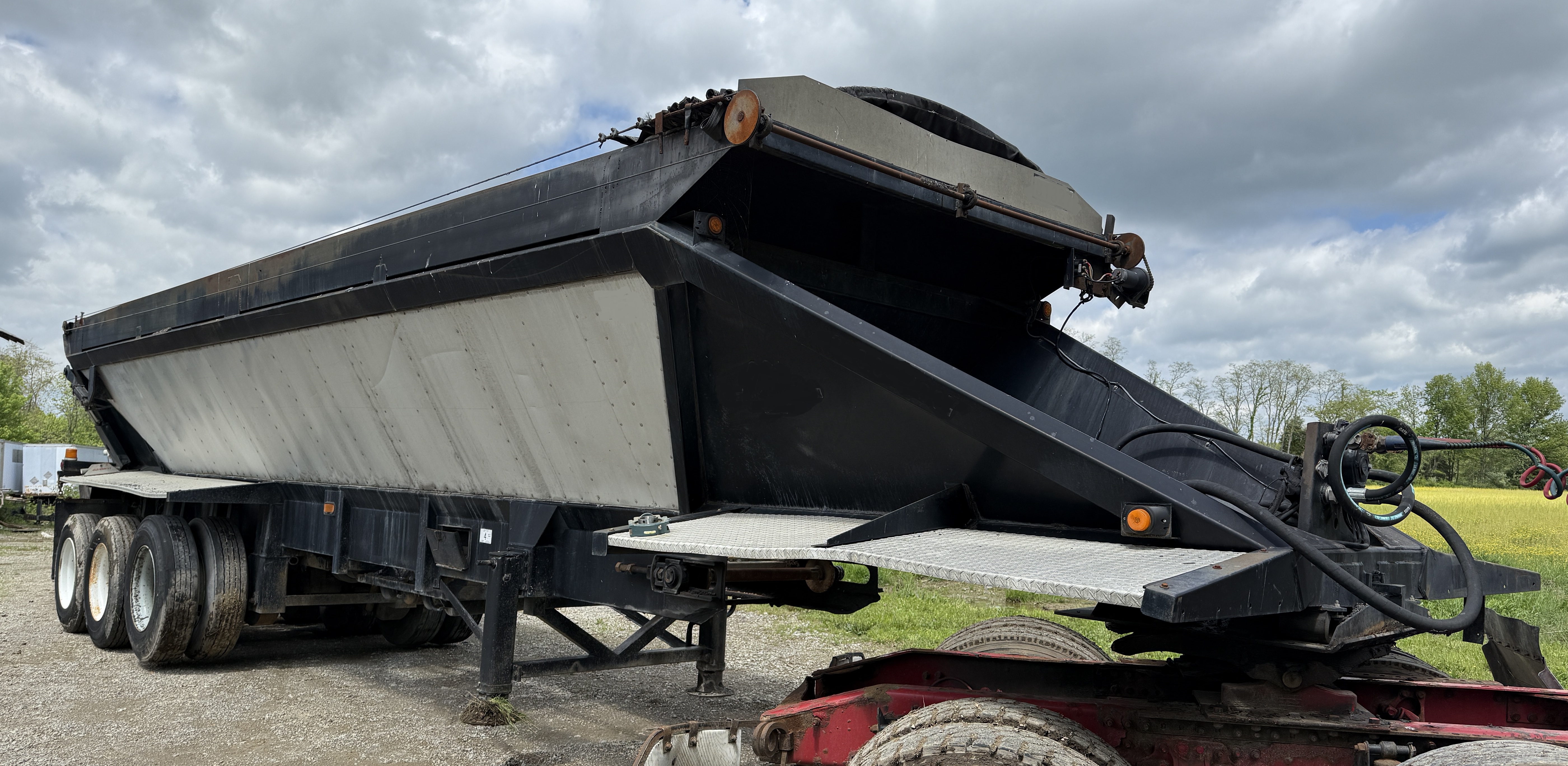 2001 TRAIL KING LB334 - view 7 of 16