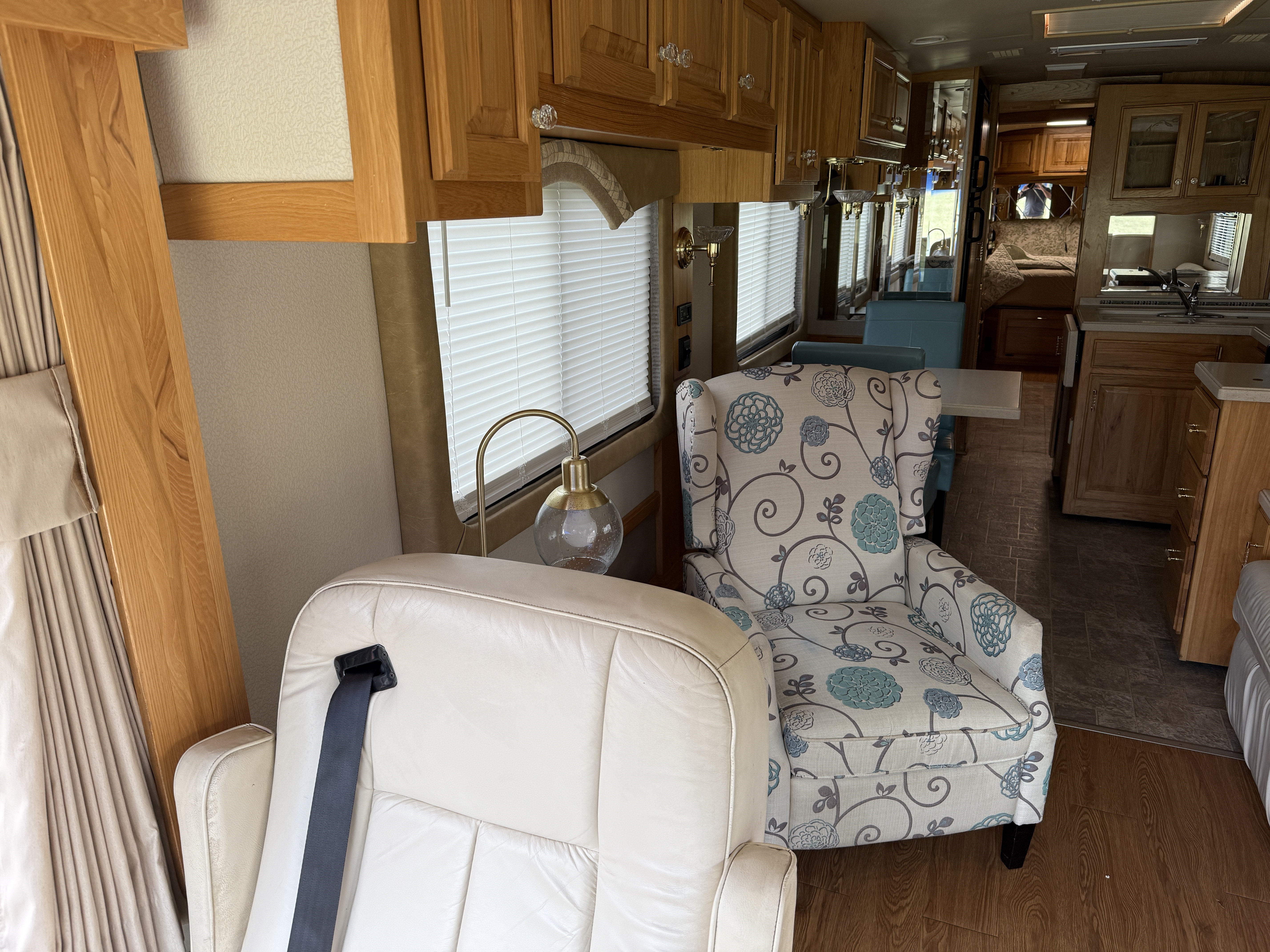 2001 AIRSTREAM Land Yacht XL396 - view 15 of 30