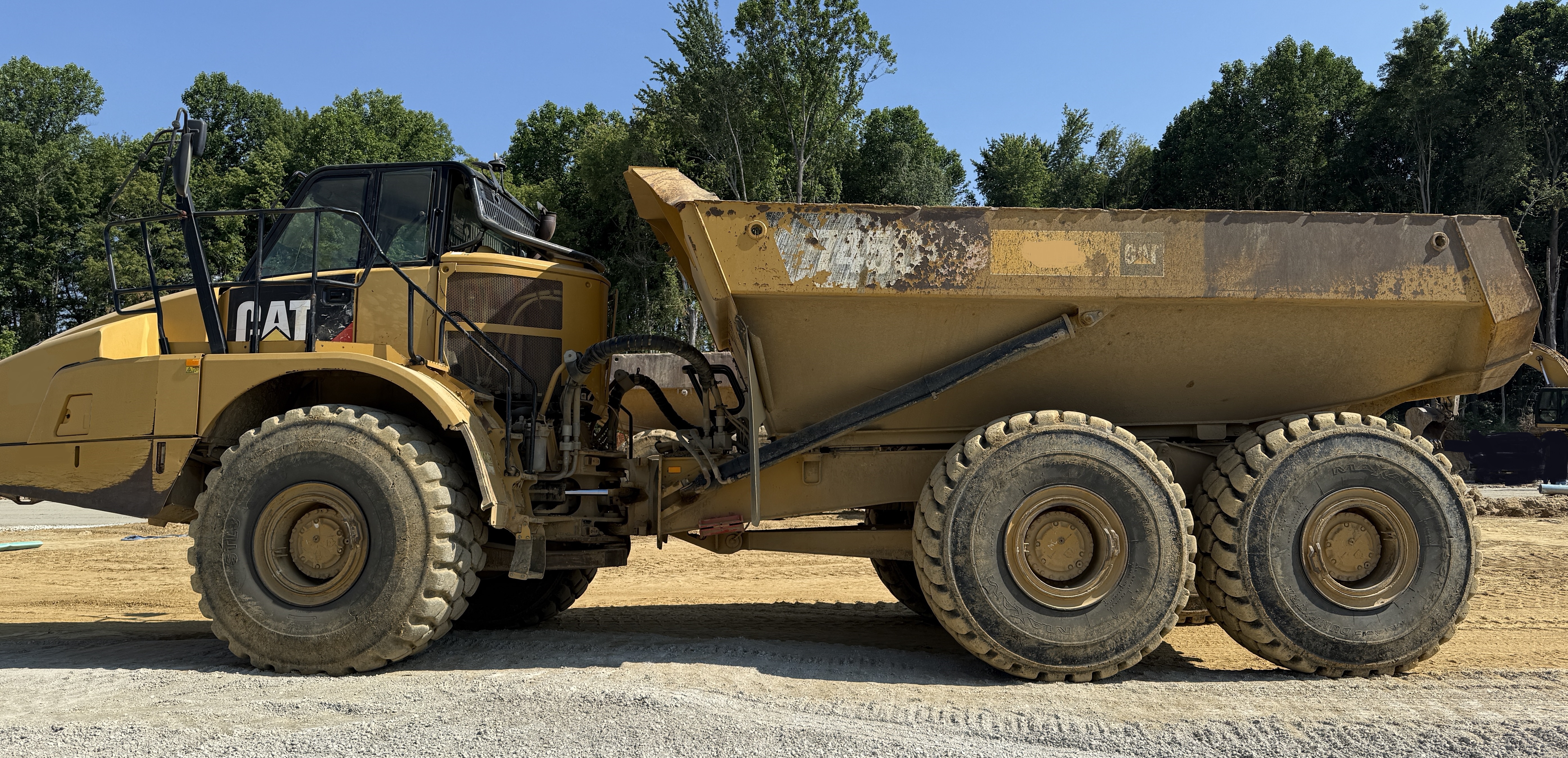 2017 CATERPILLAR 745C - view 2 of 30