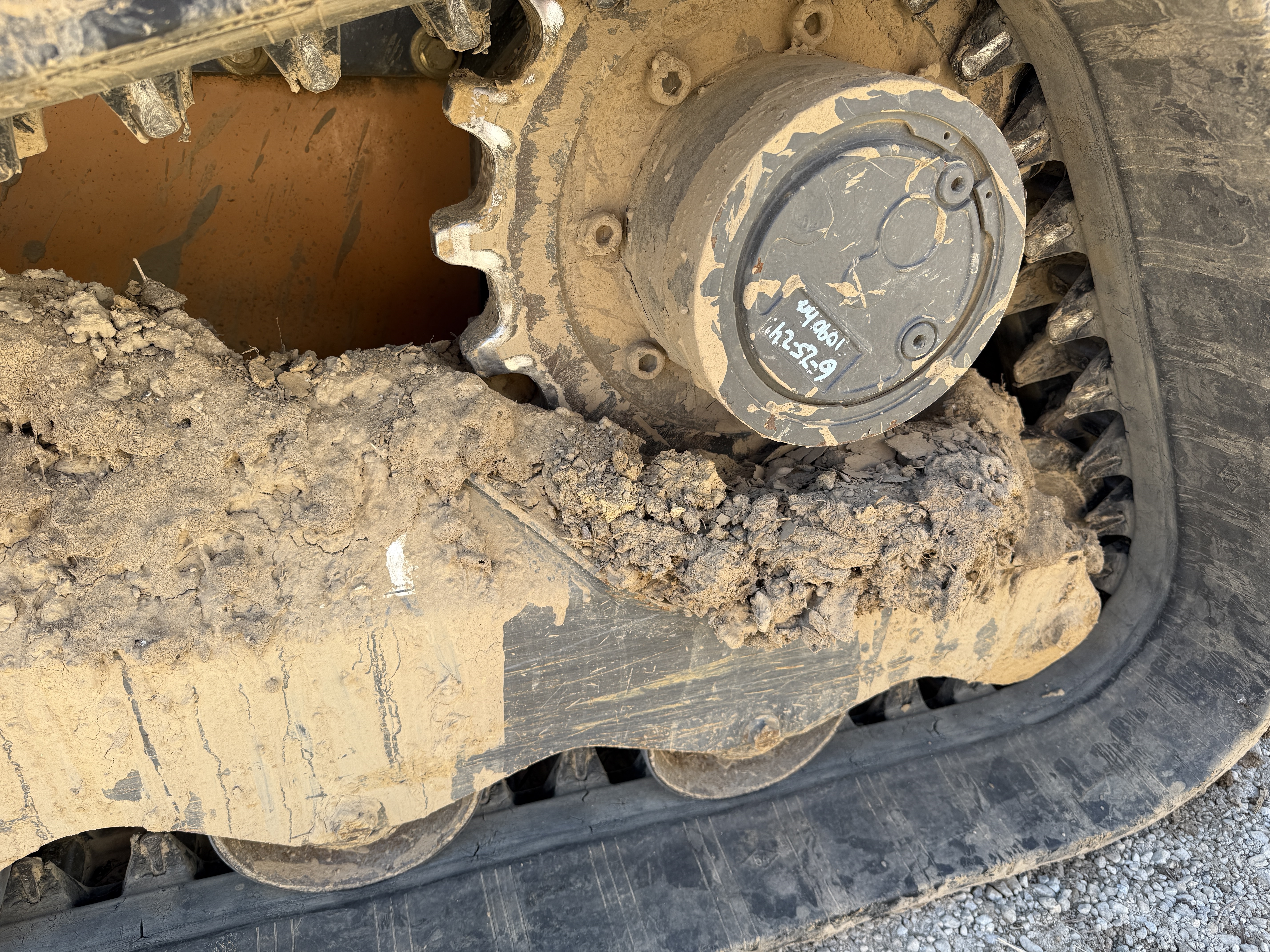 2017 CASE TV380 - view 14 of 21