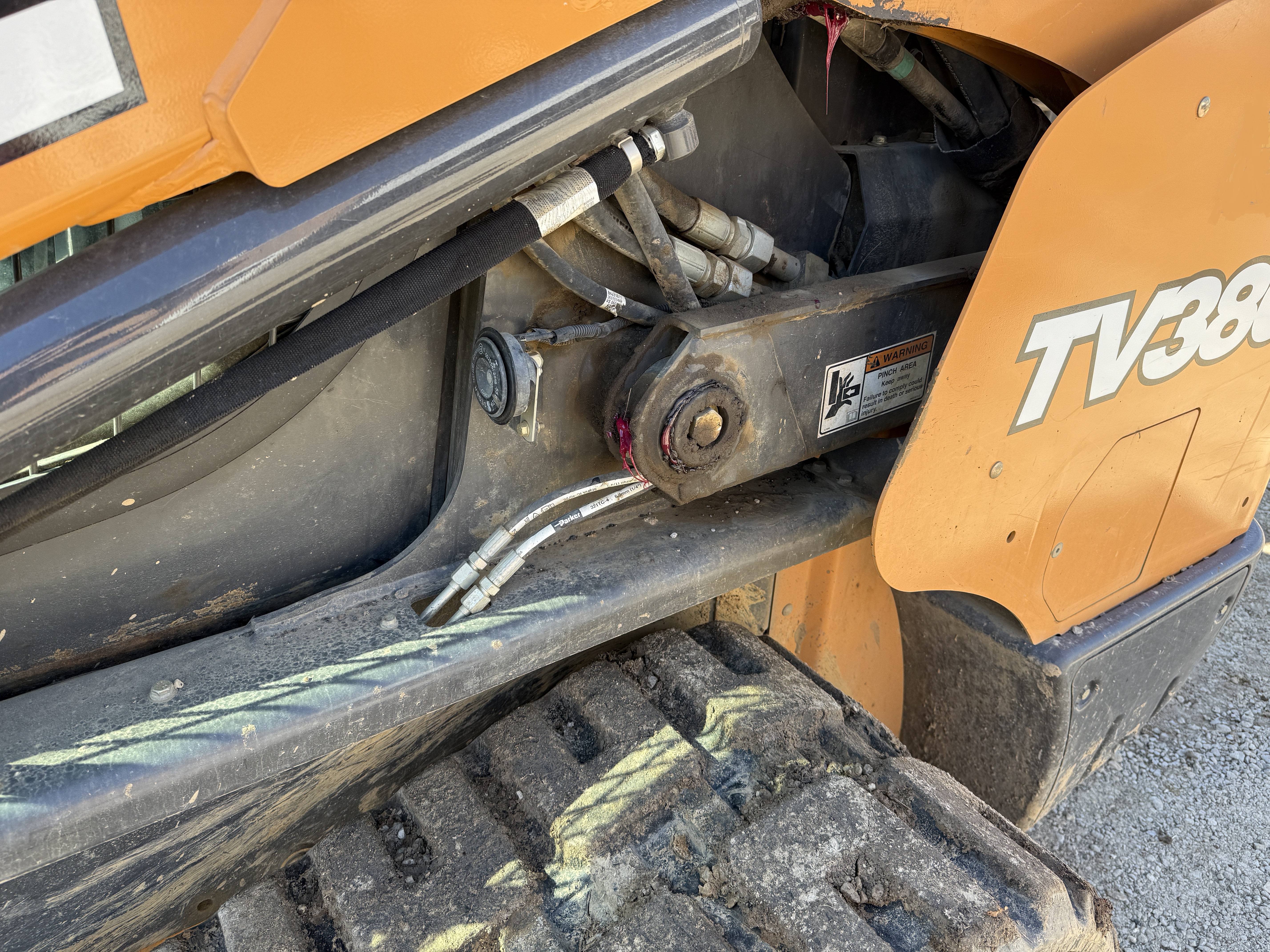 2017 CASE TV380 - view 17 of 21