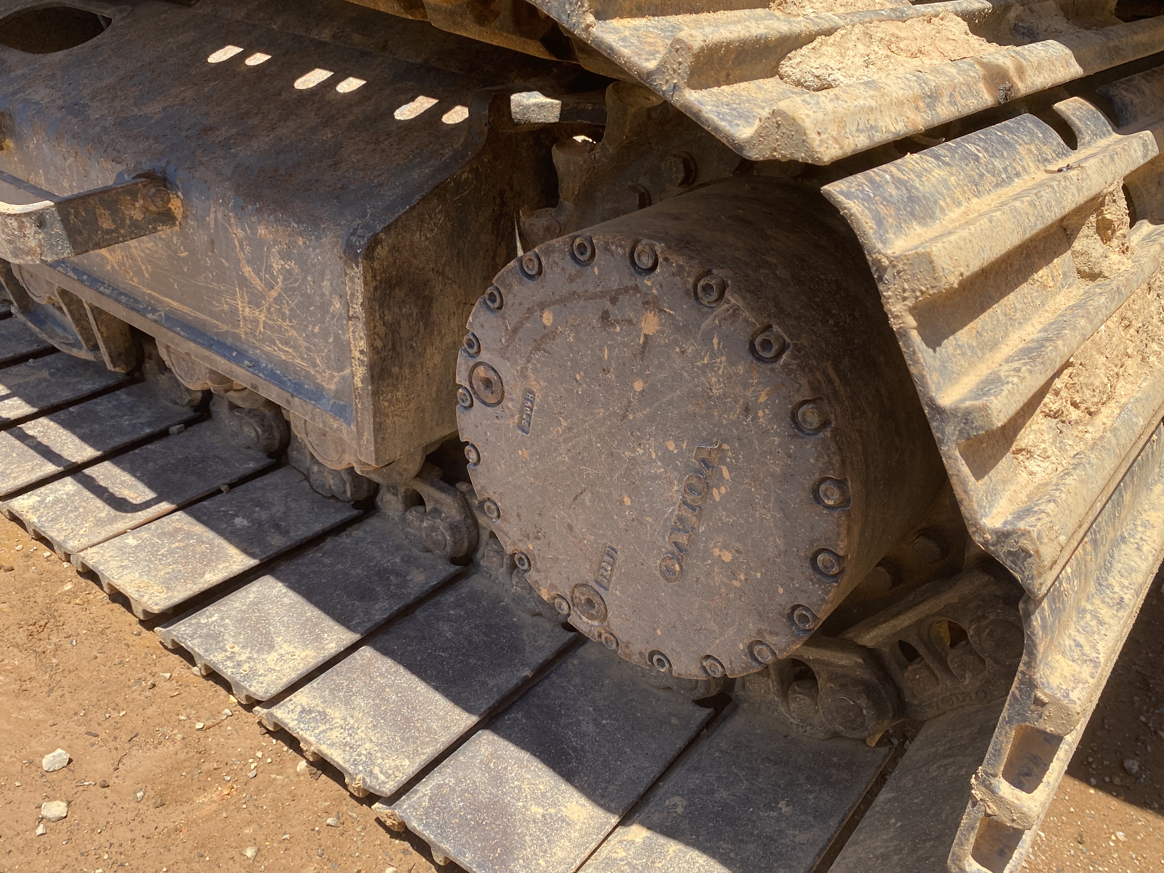 2016 VOLVO EC220E - view 10 of 18