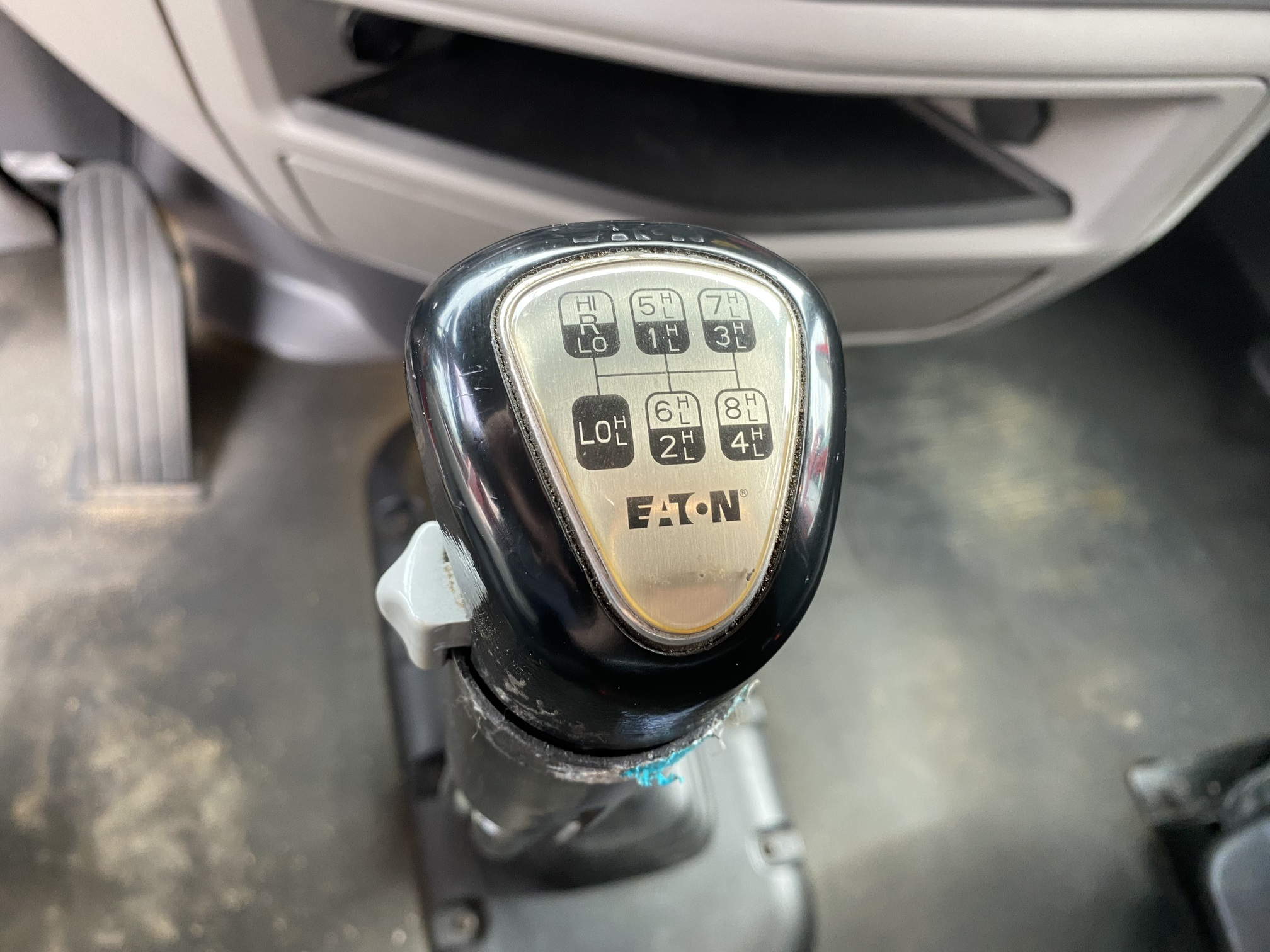 2017 PETERBILT 567 - view 14 of 29