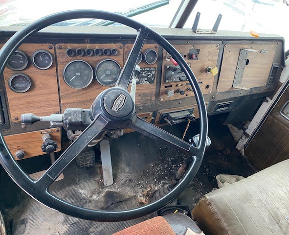 1986 AUTOCAR Tri-Axle - view 11 of 18