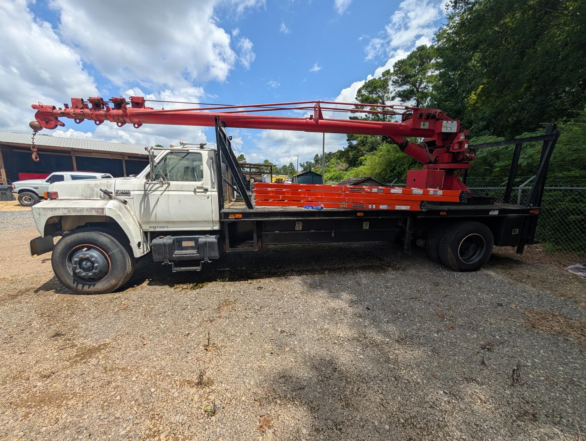 1988 SKYHOOK F800 - view 1 of 30