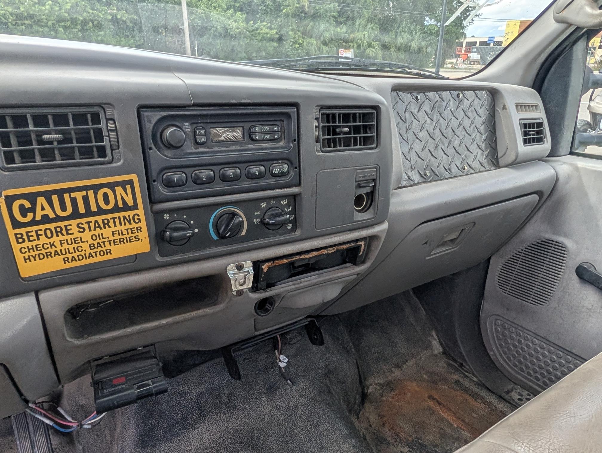 1999 FORD F350 - view 13 of 20