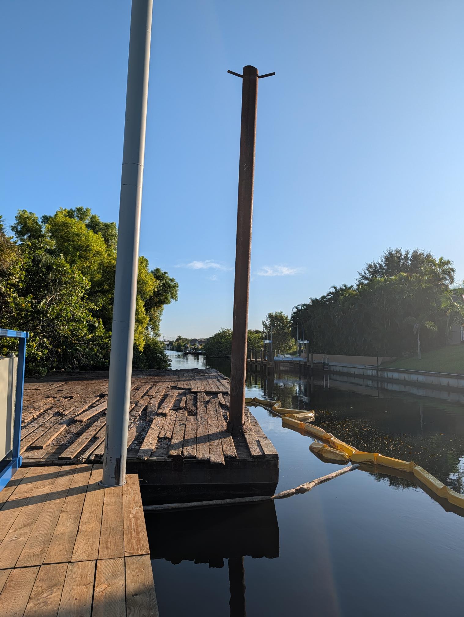 1984  Barge - view 4 of 16