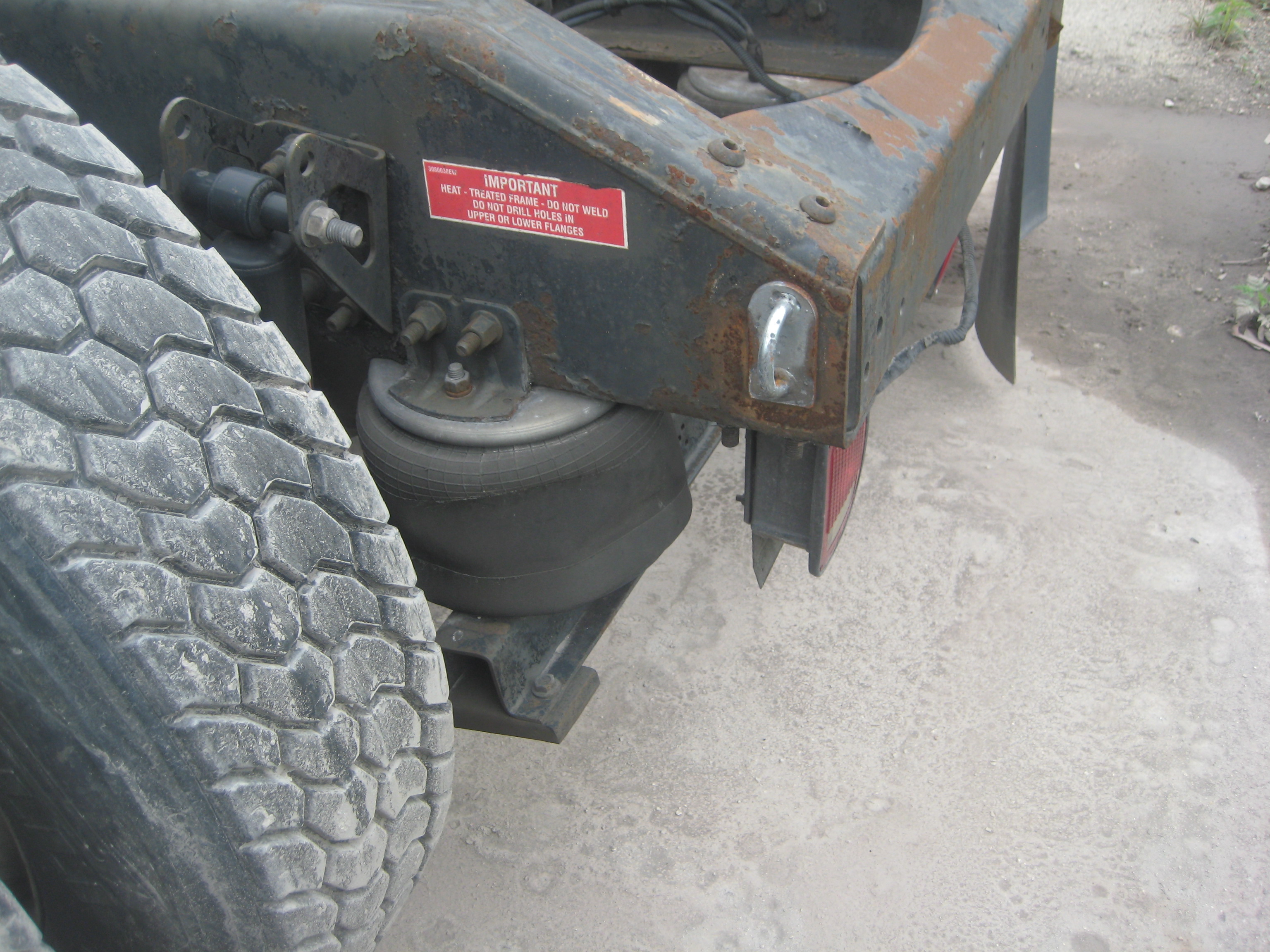 2001 VOLVO VNL Series - view 5 of 8