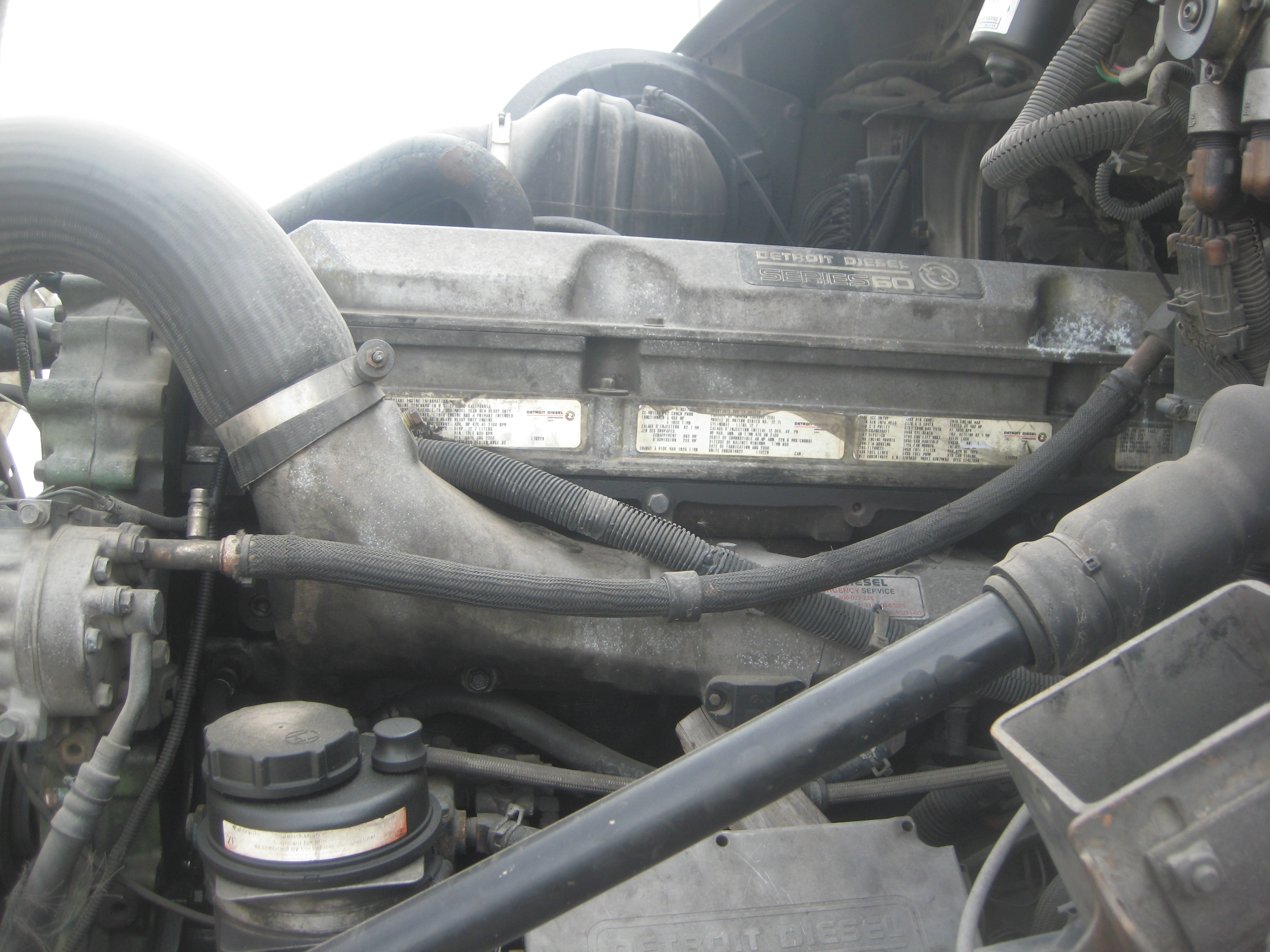 2001 VOLVO VNL Series - view 7 of 8