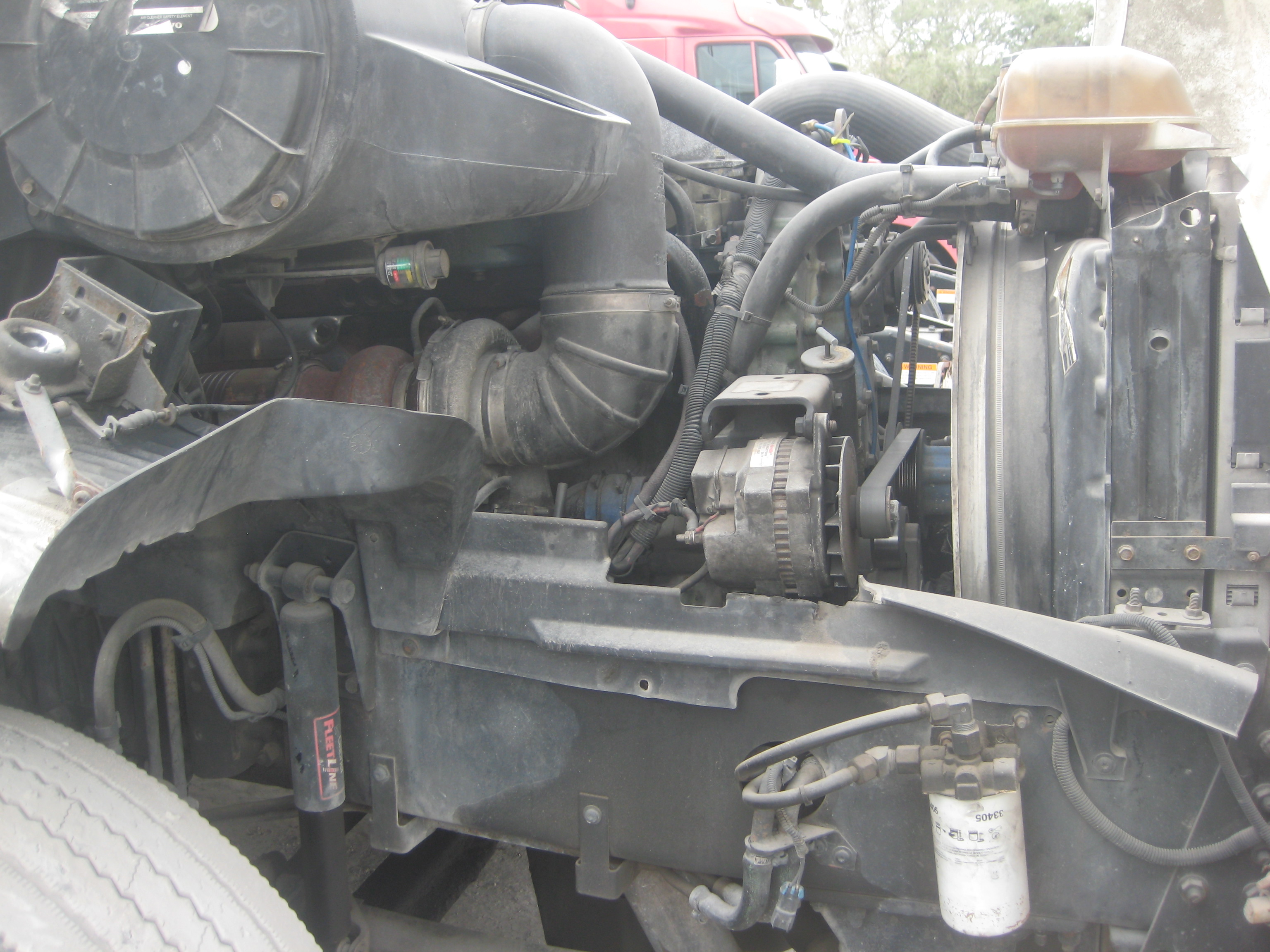 2001 VOLVO VNL Series - view 8 of 8