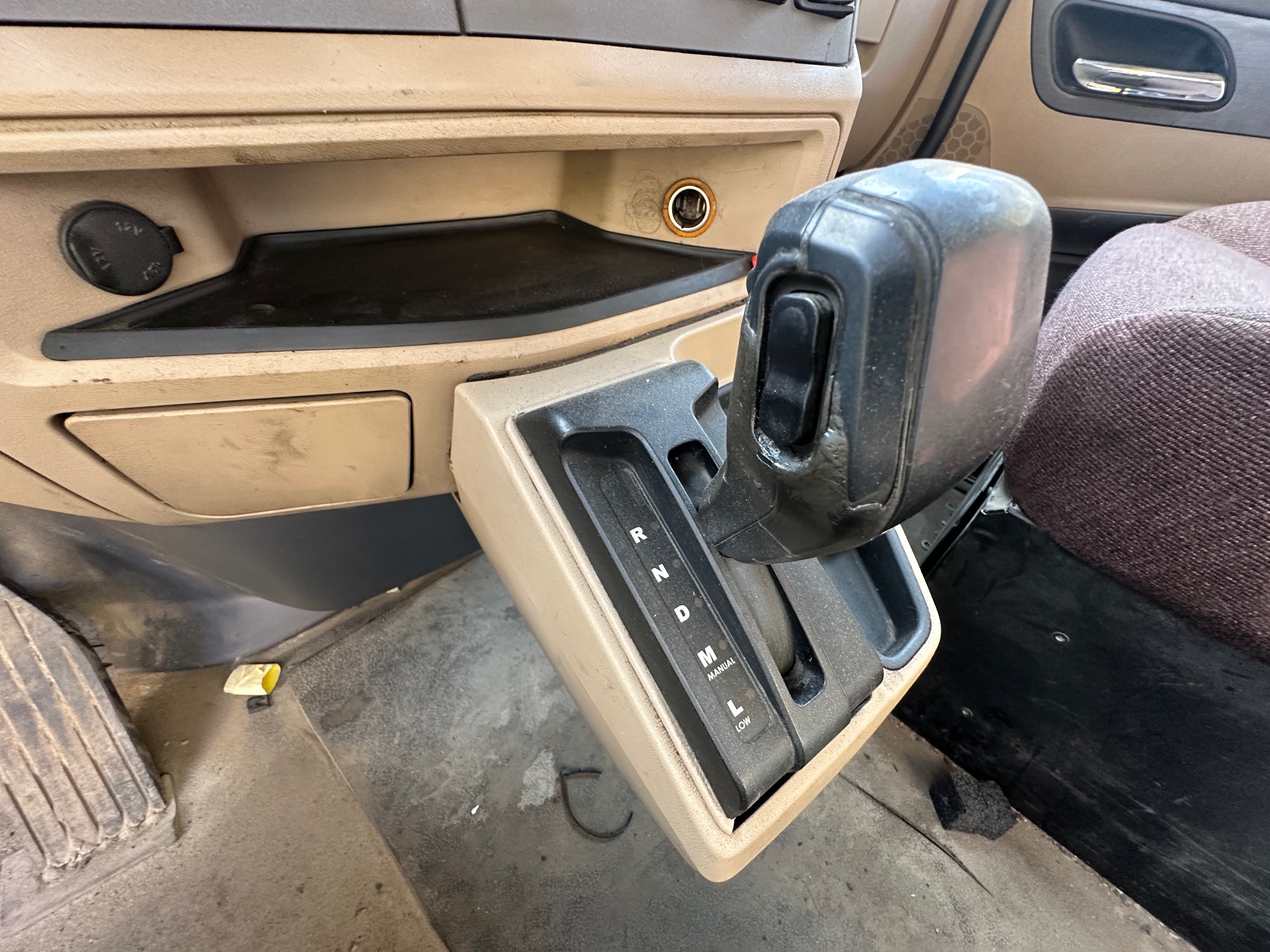 2016 PETERBILT 567 - view 9 of 30