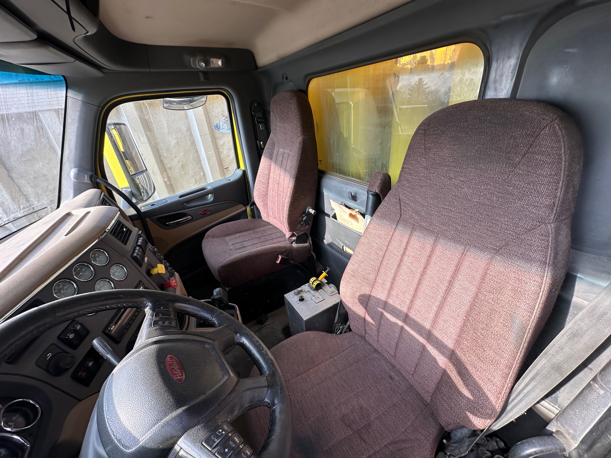 2016 PETERBILT 567 - view 14 of 30