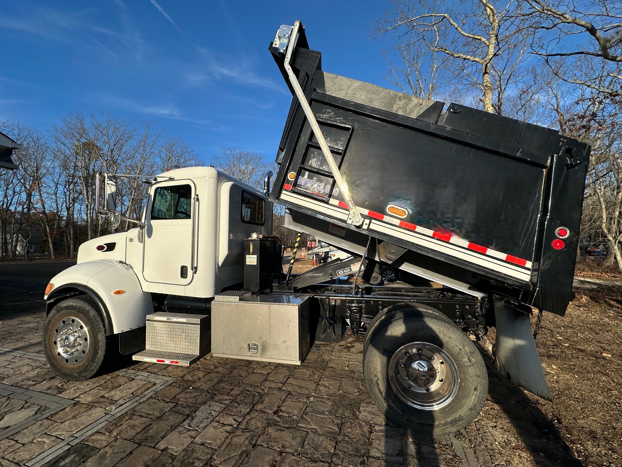 2008 PETERBILT 340 - view 1 of 30