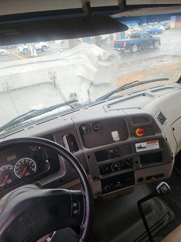 2003 STERLING Acterra 24 - view 4 of 9