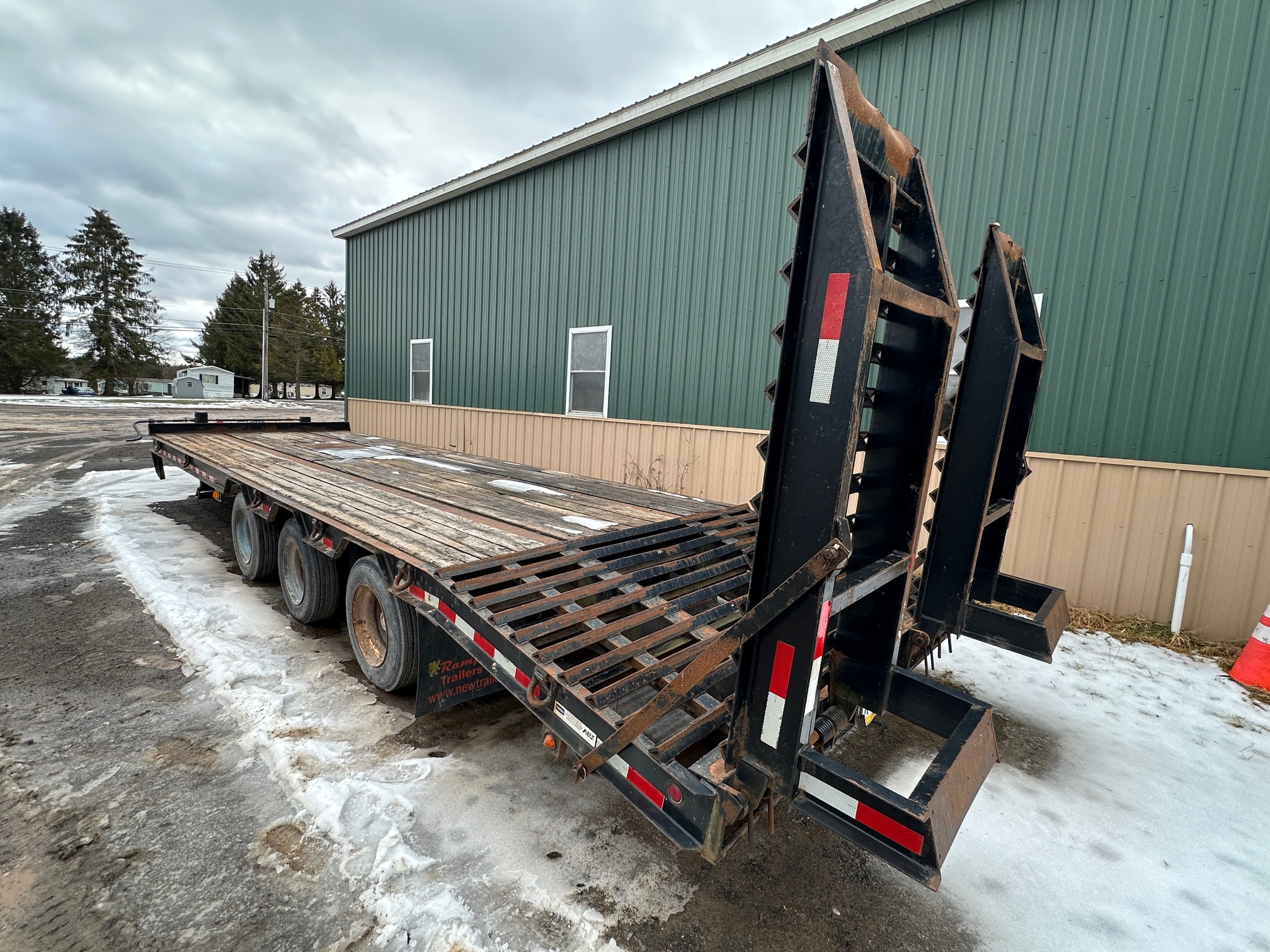 2019 RAMPAGE 25 TON - view 1 of 29