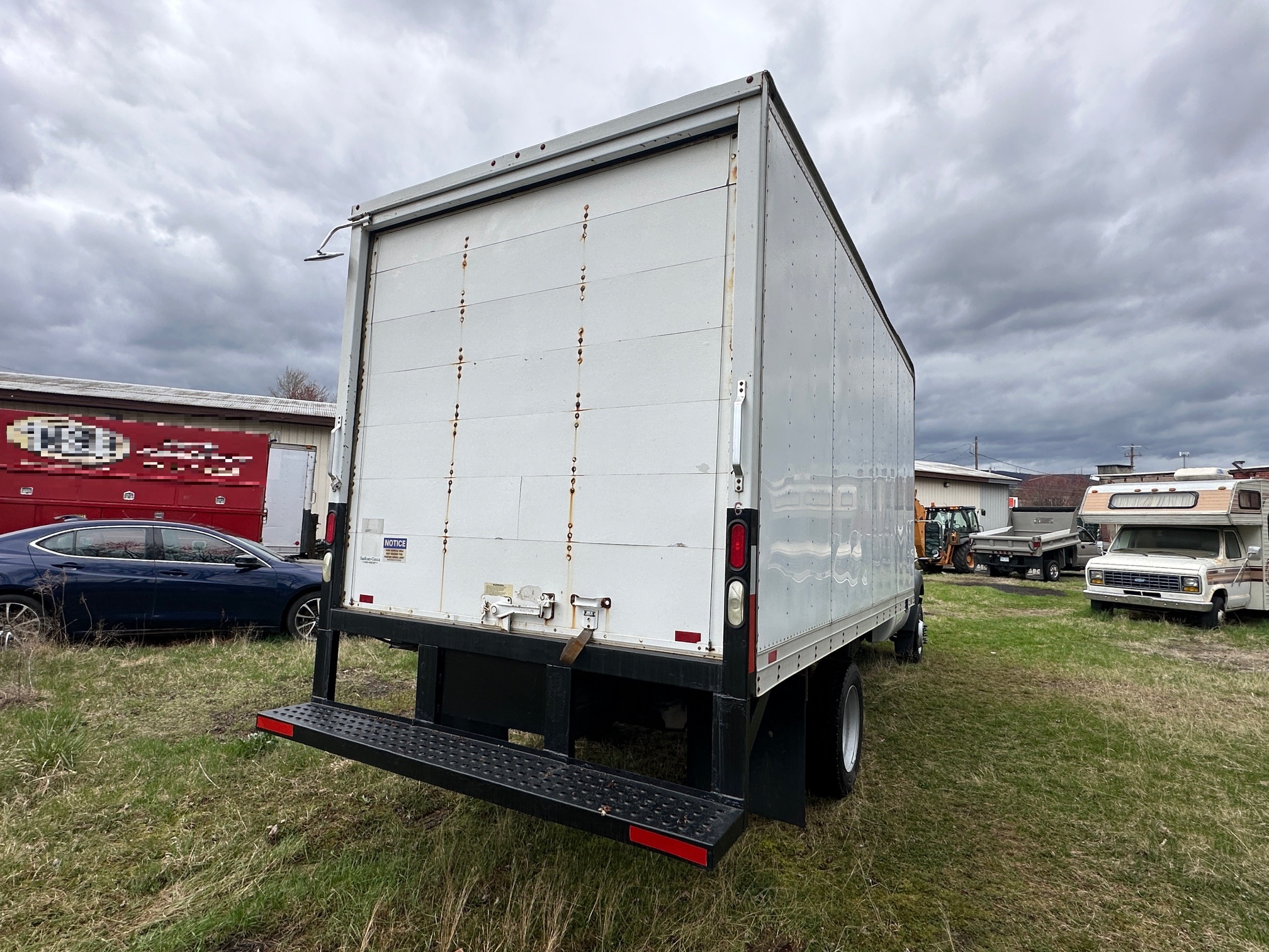 2011 FORD F450 16 - view 10 of 30