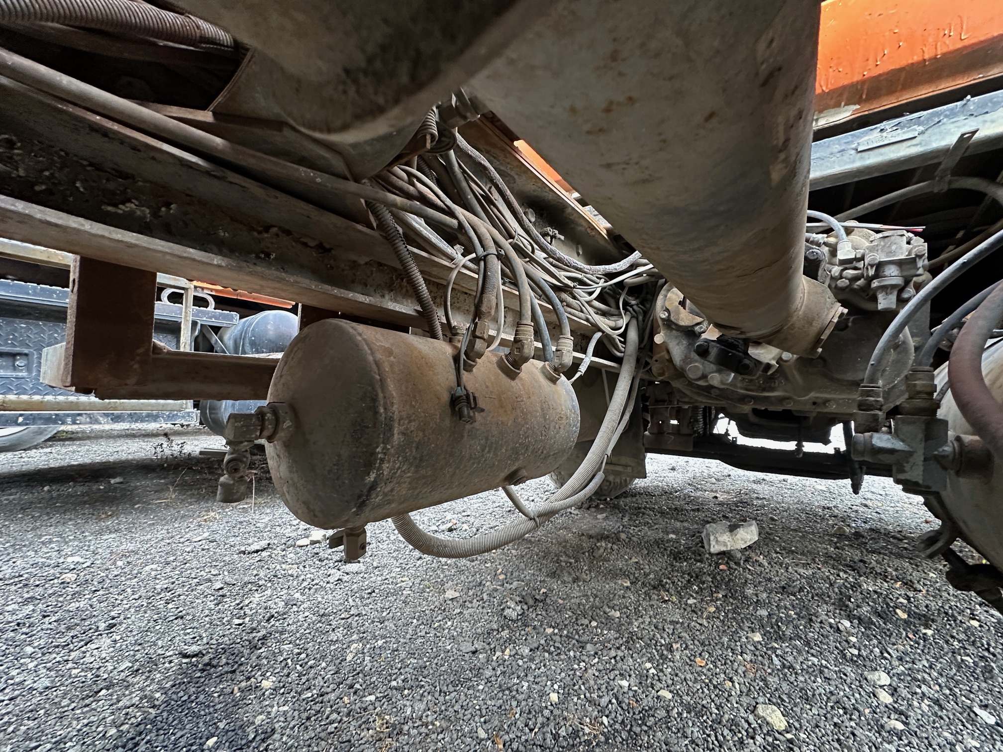 1992 MACK DM690SX - view 14 of 30