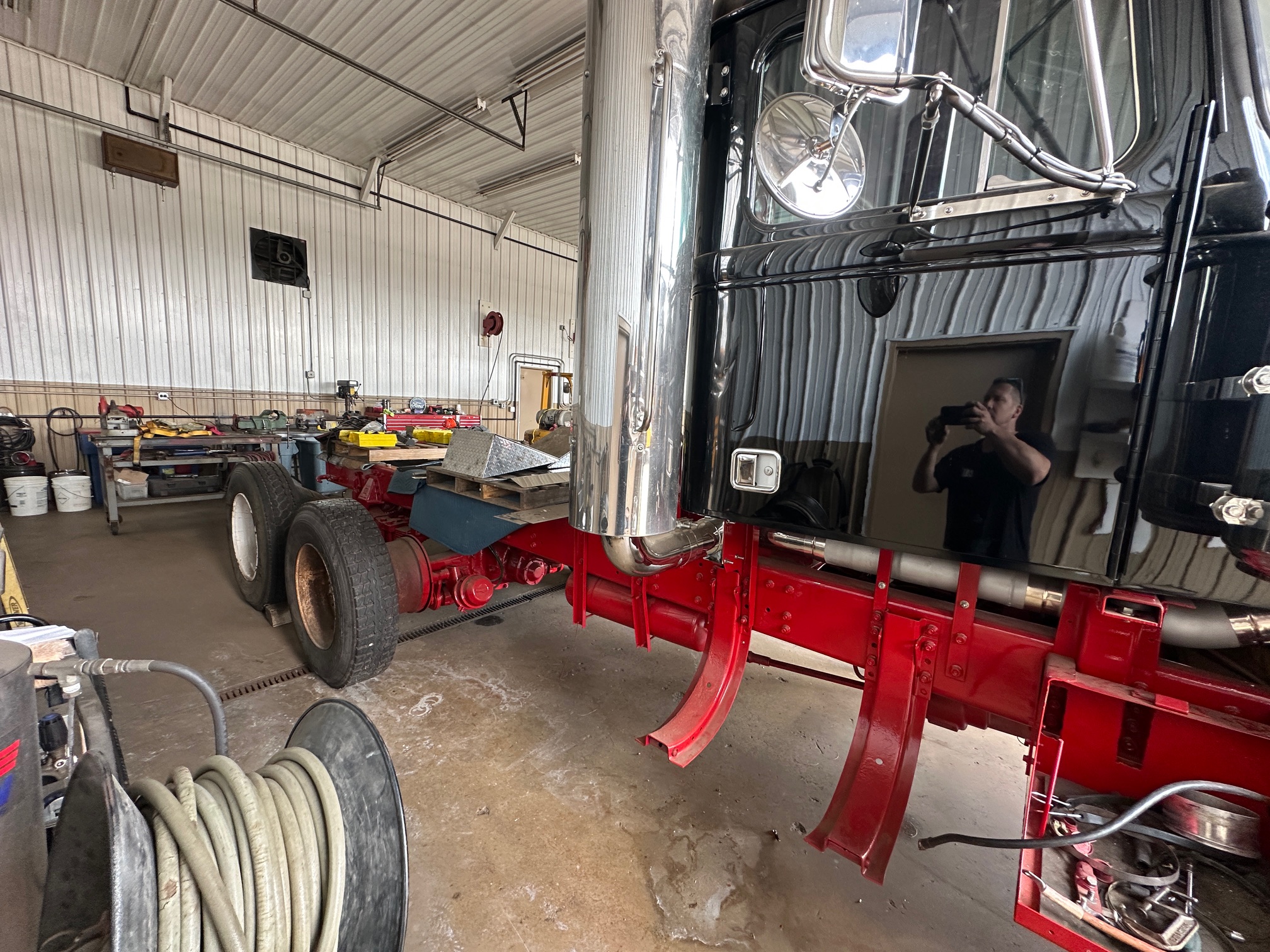 1987 AUTOCAR DK6 Tilt Nose - view 7 of 30