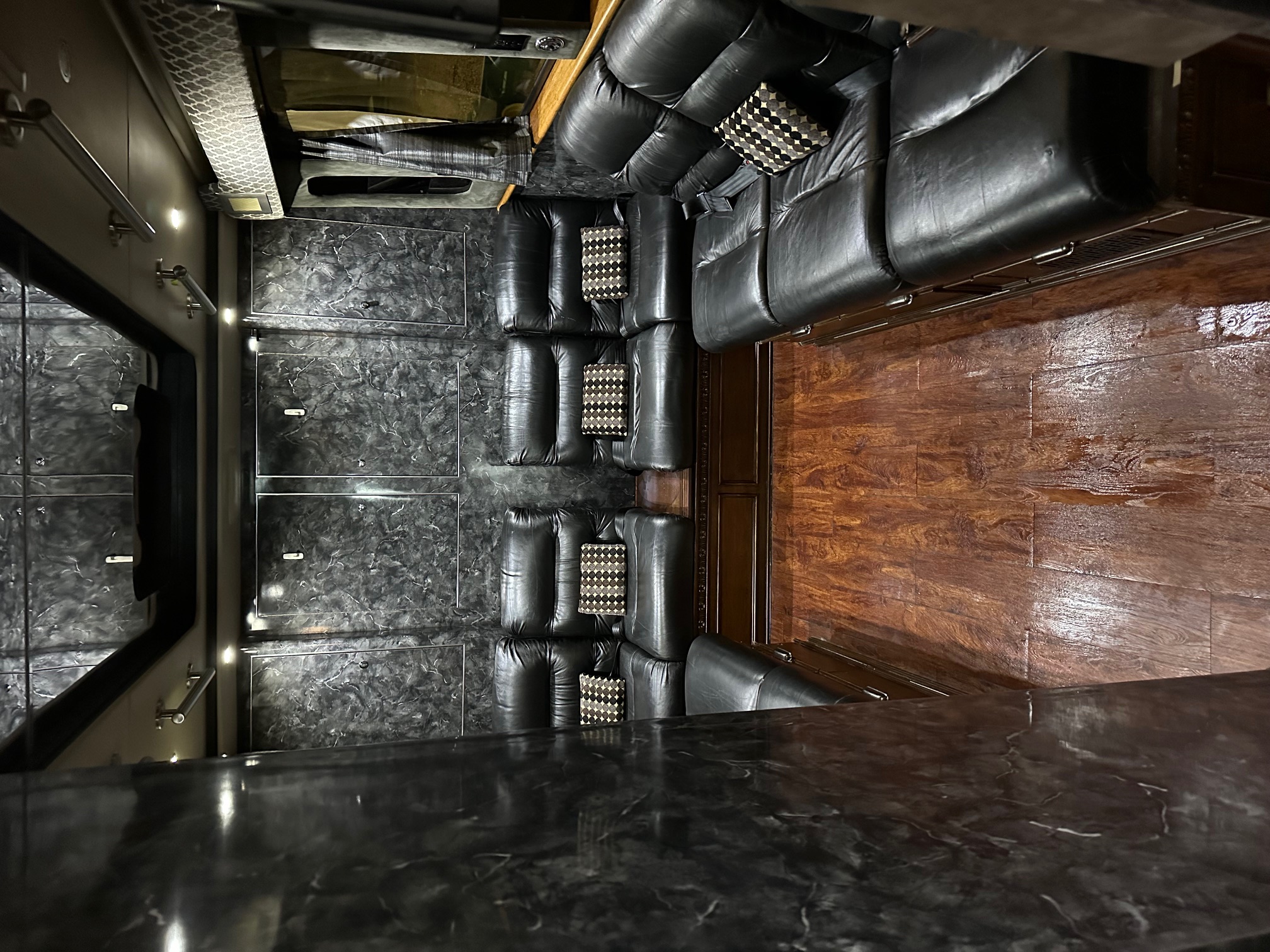 1998 PREVOST XL 45 - view 15 of 29