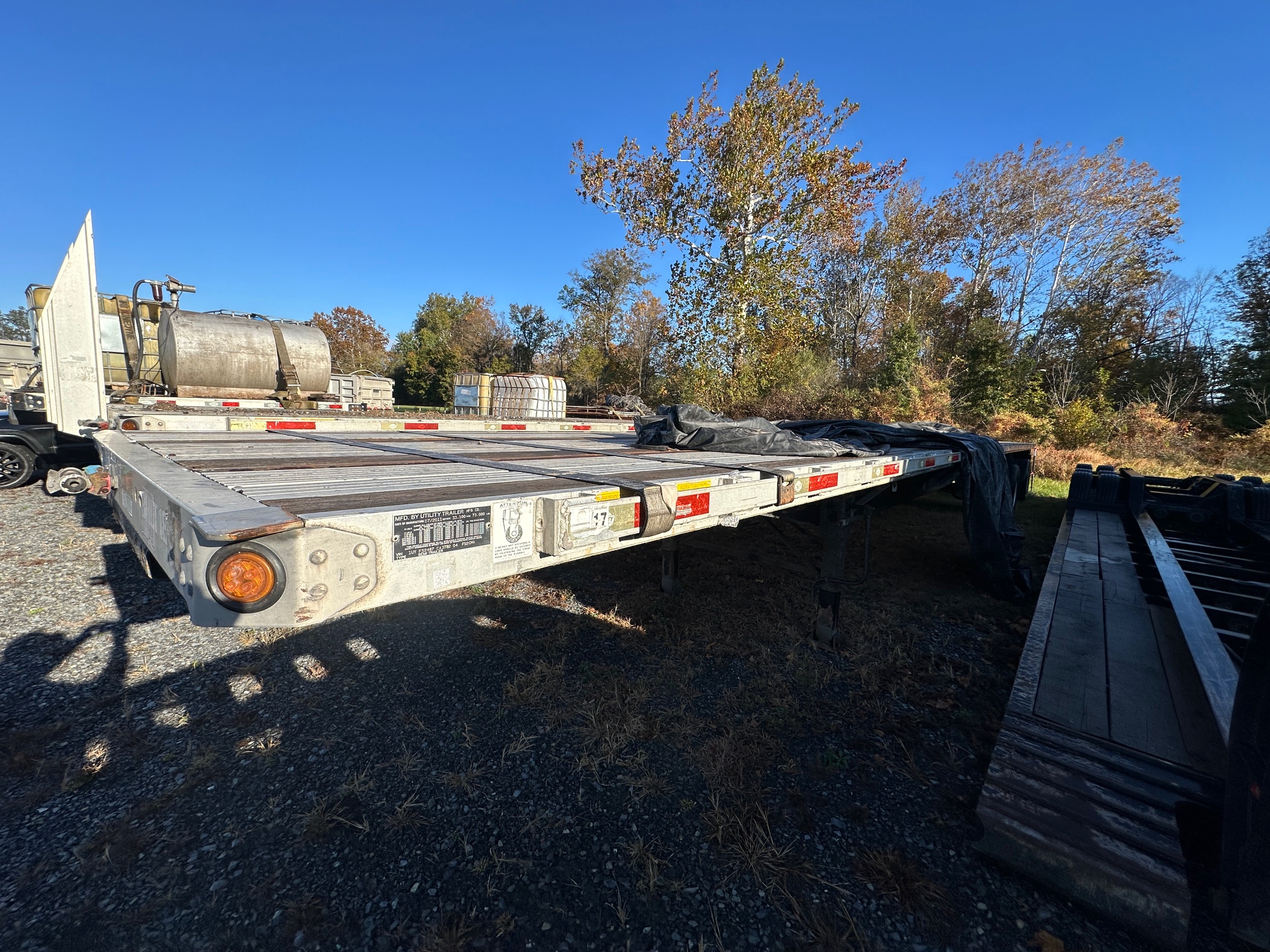 2012 UTILITY 53 - view 4 of 20