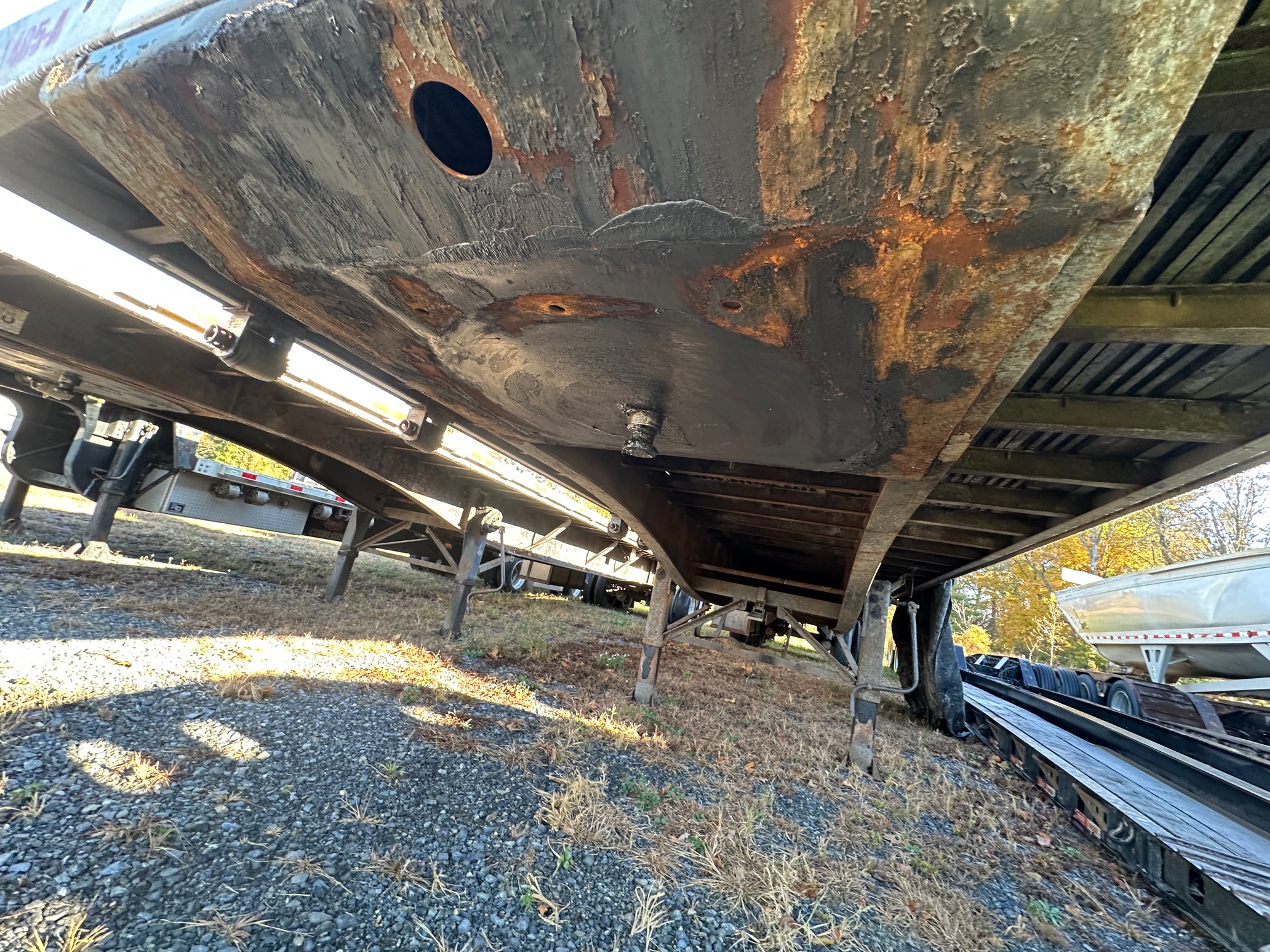 2012 UTILITY 53 - view 5 of 20