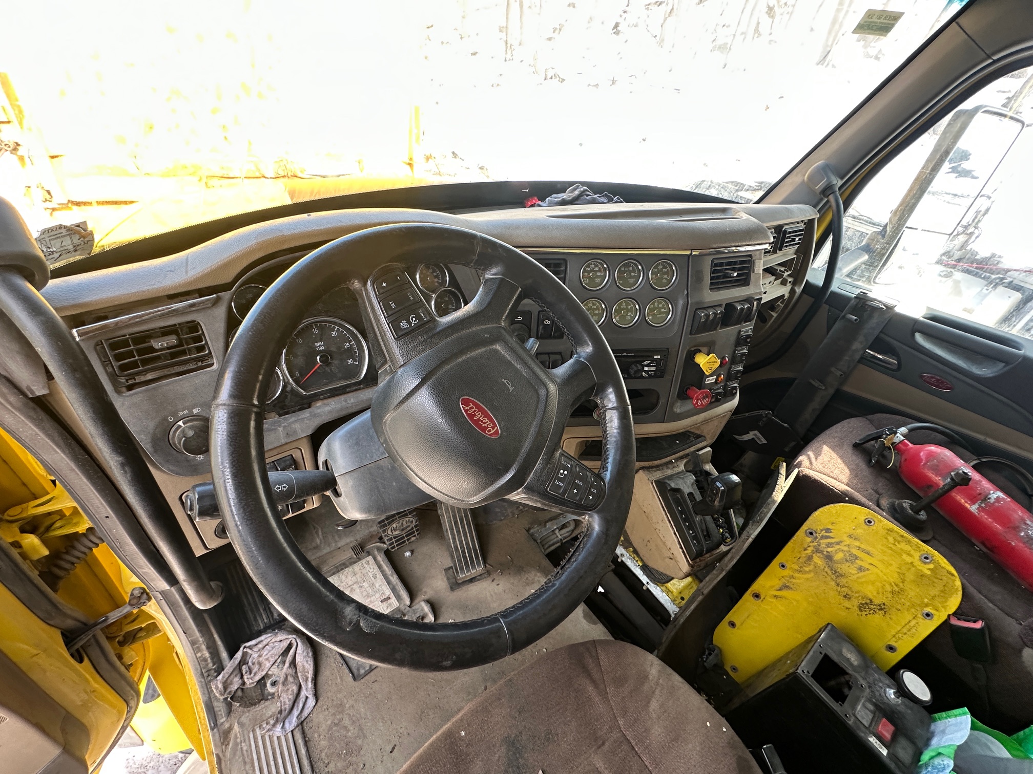 2016 PETERBILT 567 - view 5 of 30