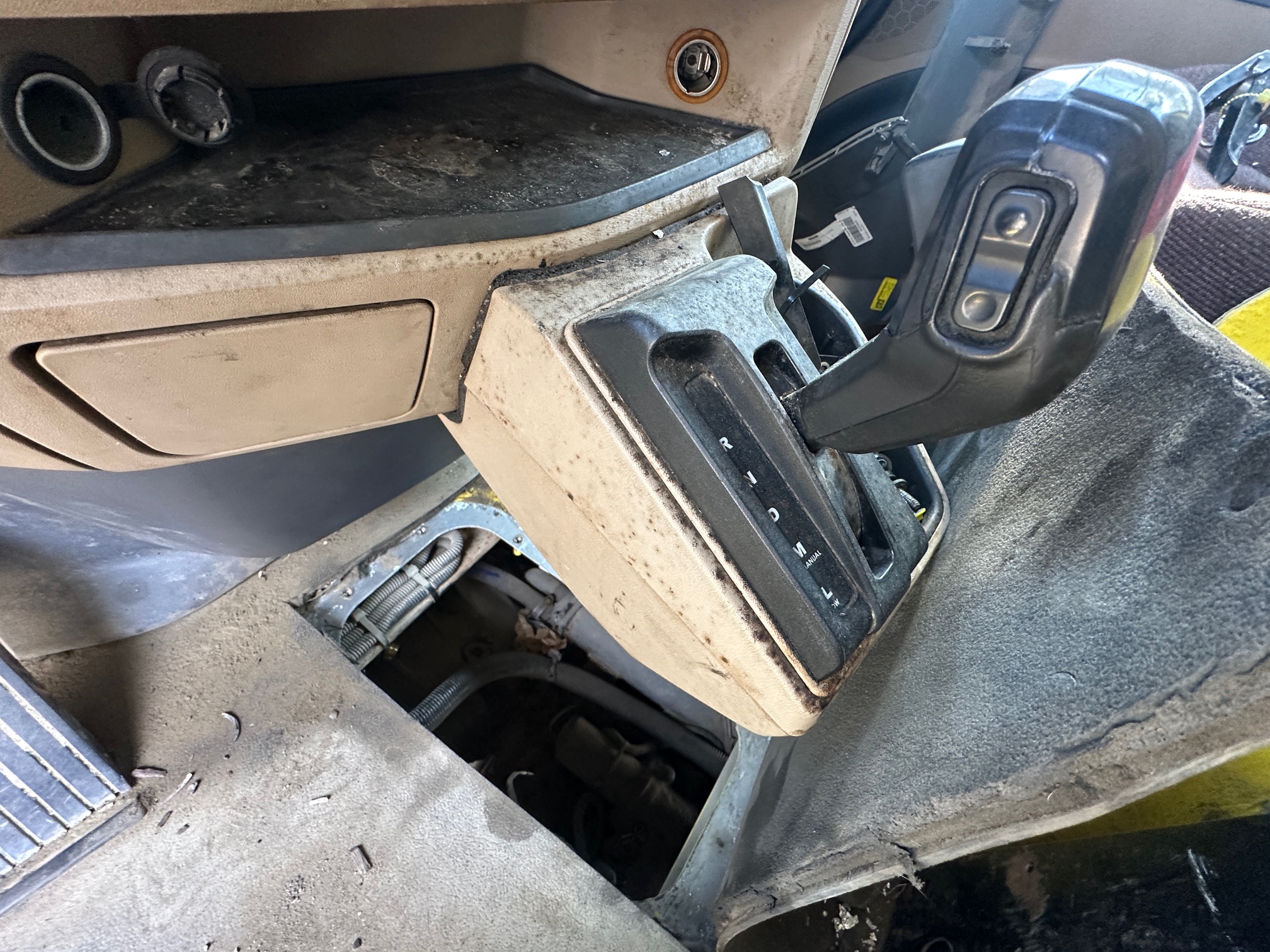 2016 PETERBILT 567 - view 7 of 30