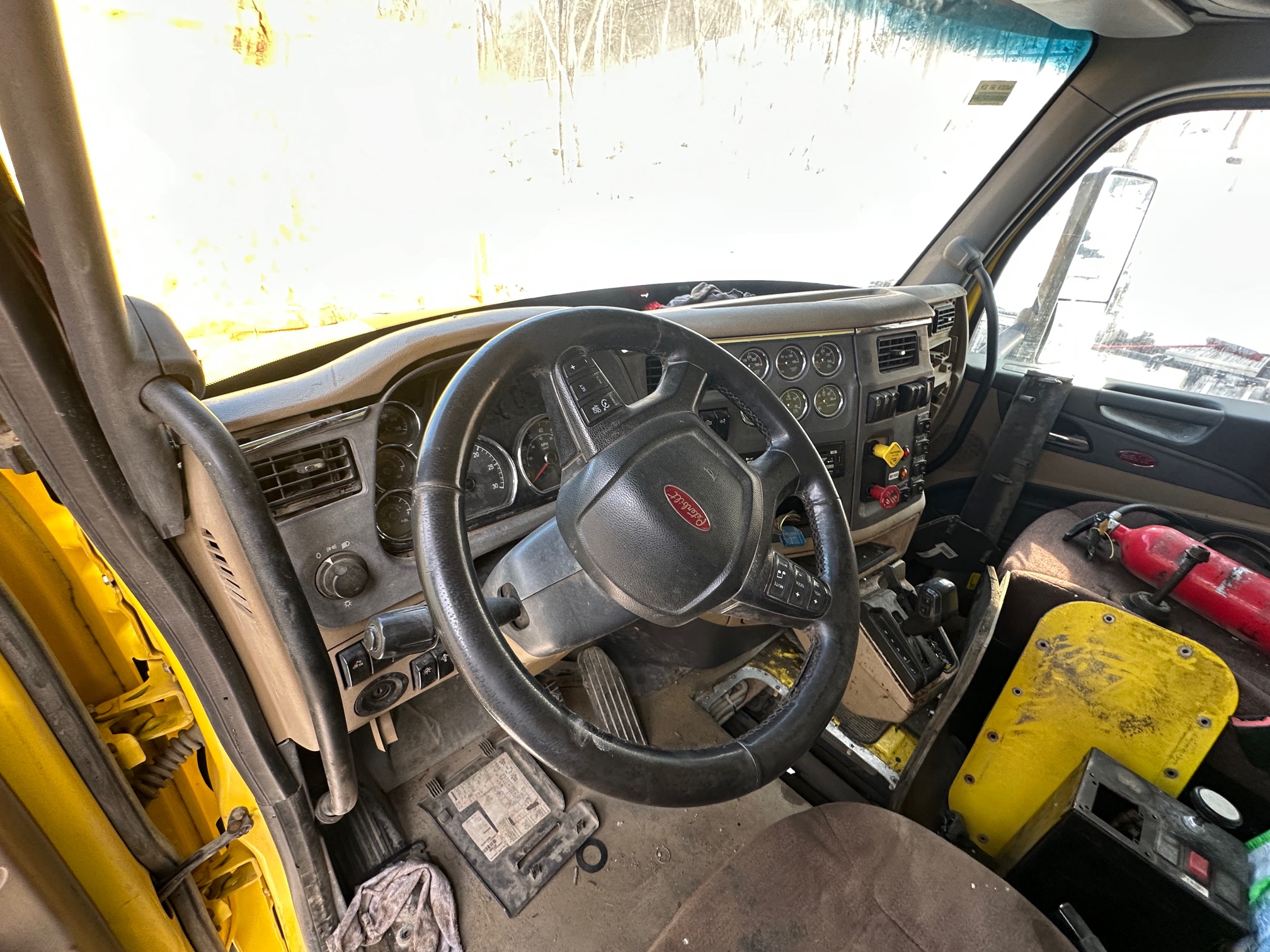 2016 PETERBILT 567 - view 13 of 30