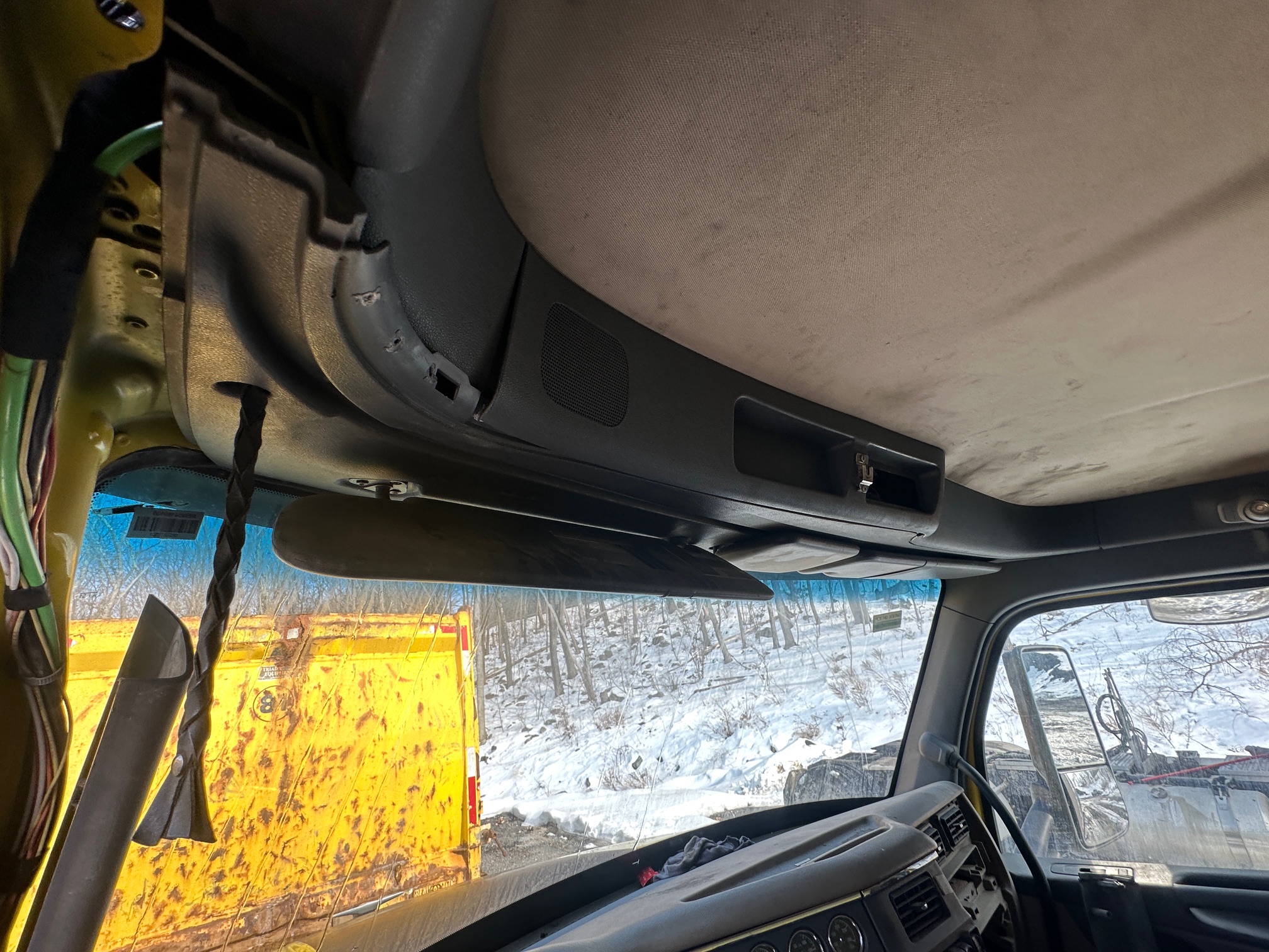 2016 PETERBILT 567 - view 14 of 30