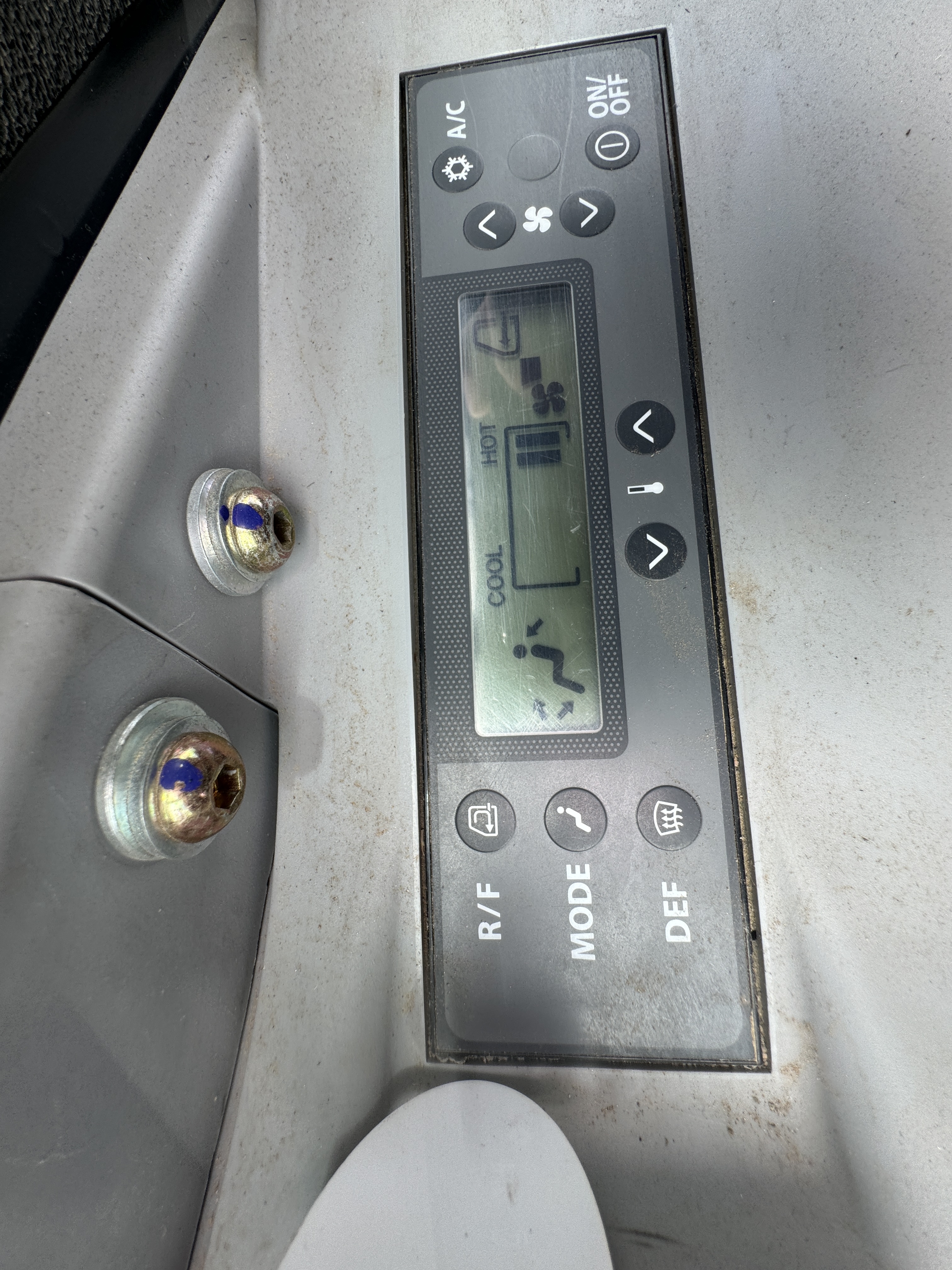 2021 DEERE 50G - view 19 of 30