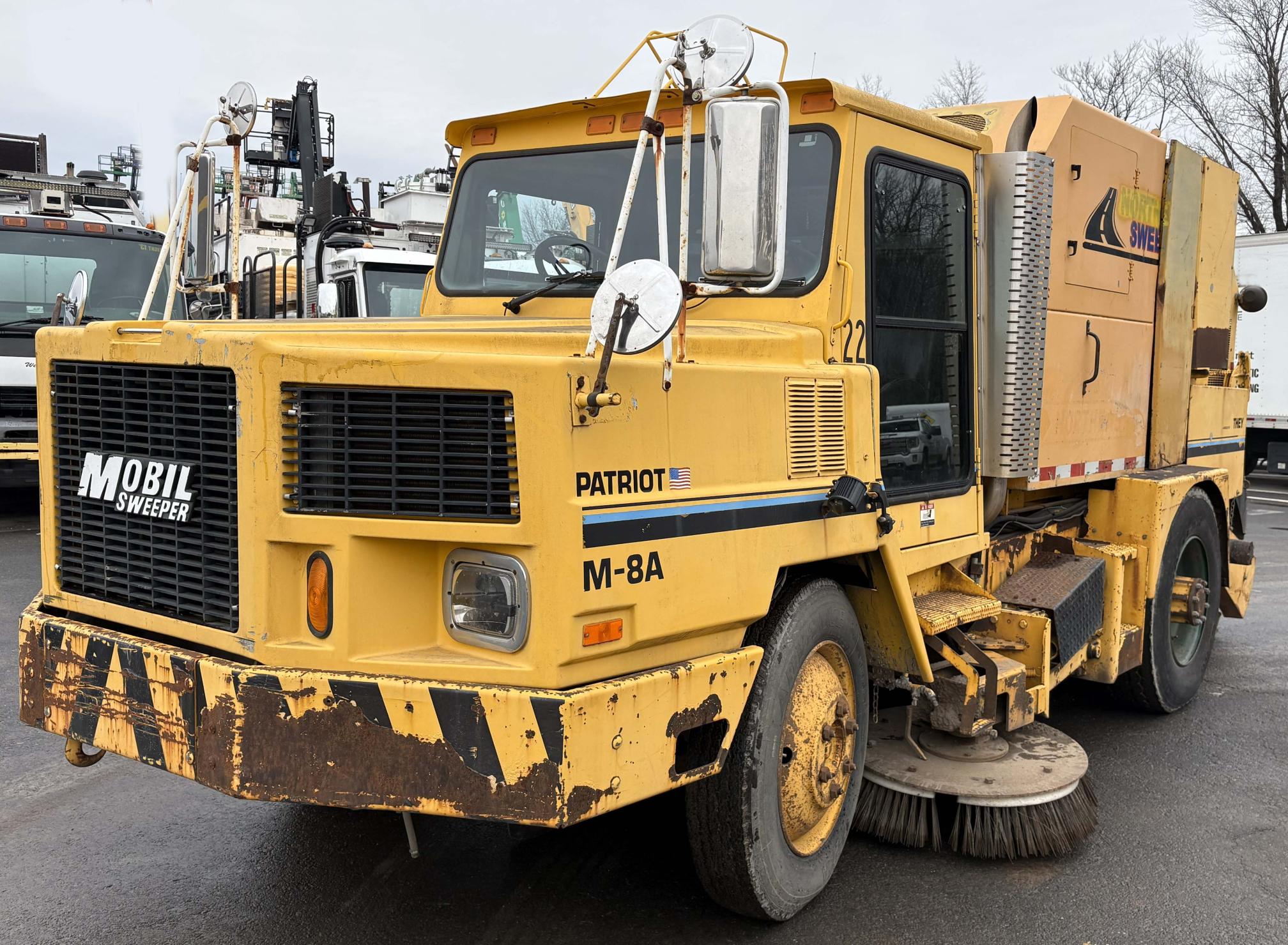 1996 ATHEY MOBIL M-8A Patriot - view 1 of 21