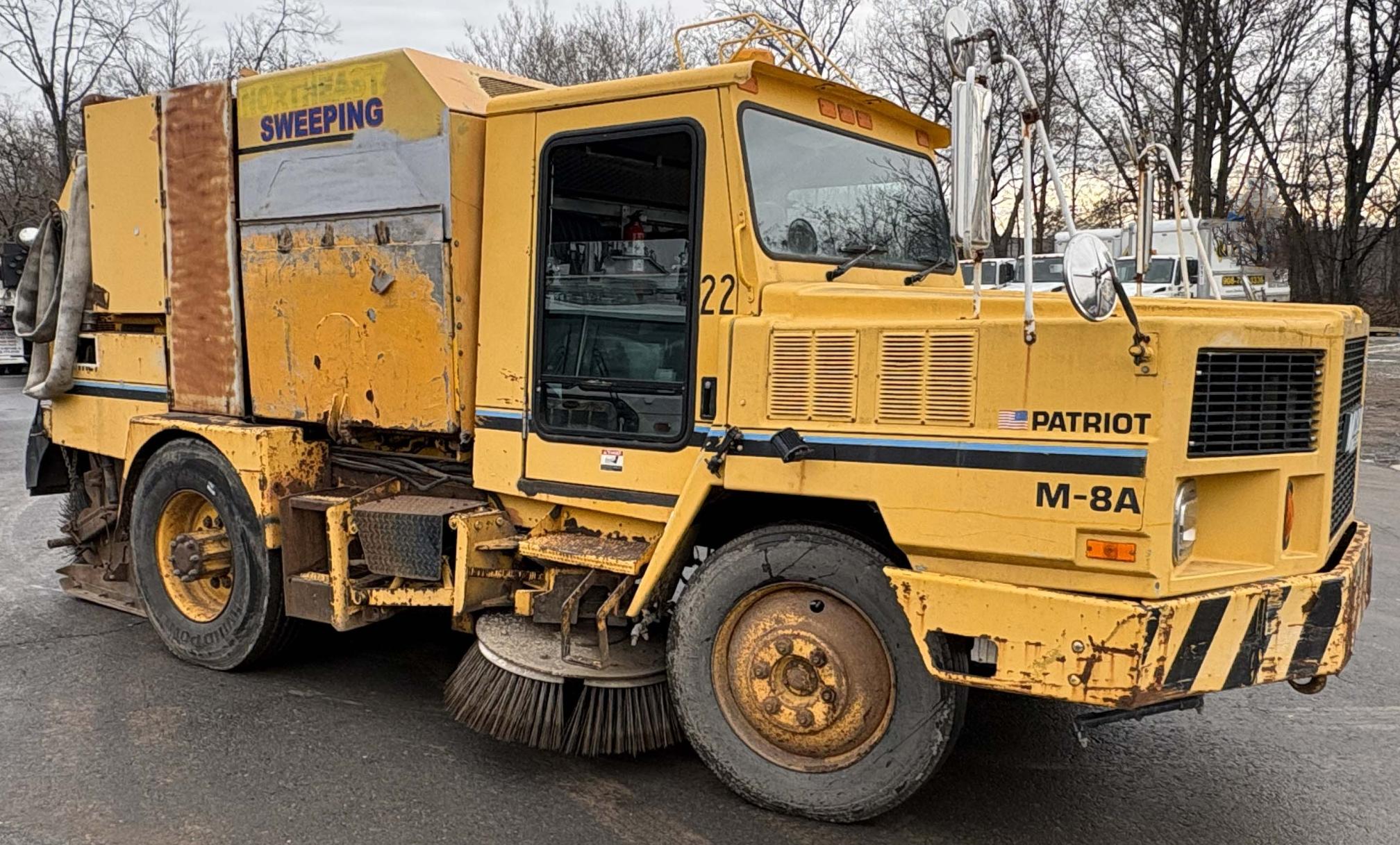 1996 ATHEY MOBIL M-8A Patriot - view 7 of 21