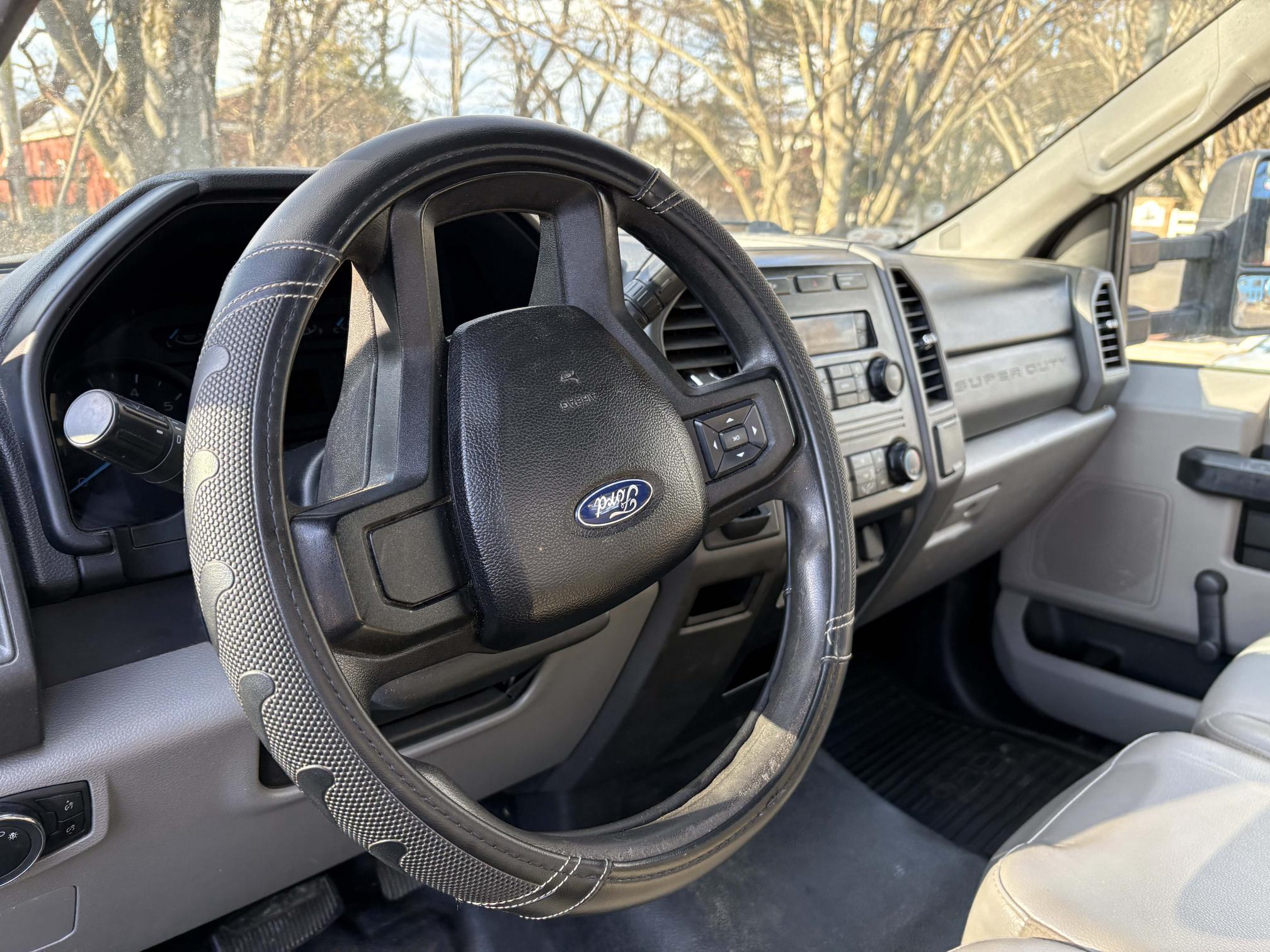 2017 FORD F-250 - view 14 of 22