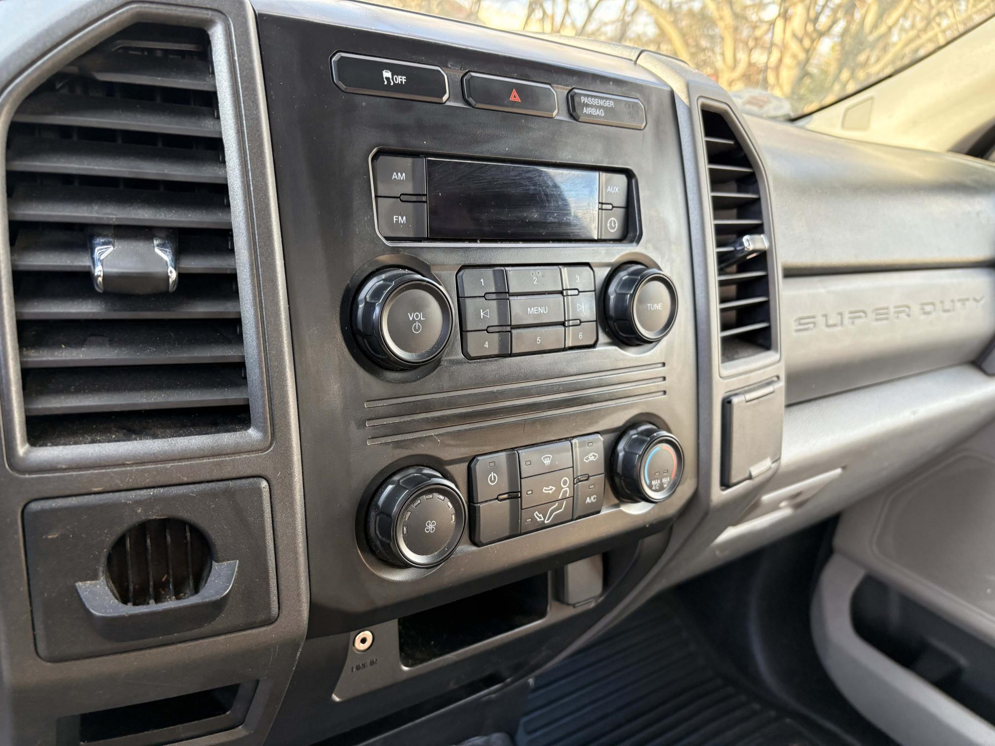 2017 FORD F-250 - view 15 of 22