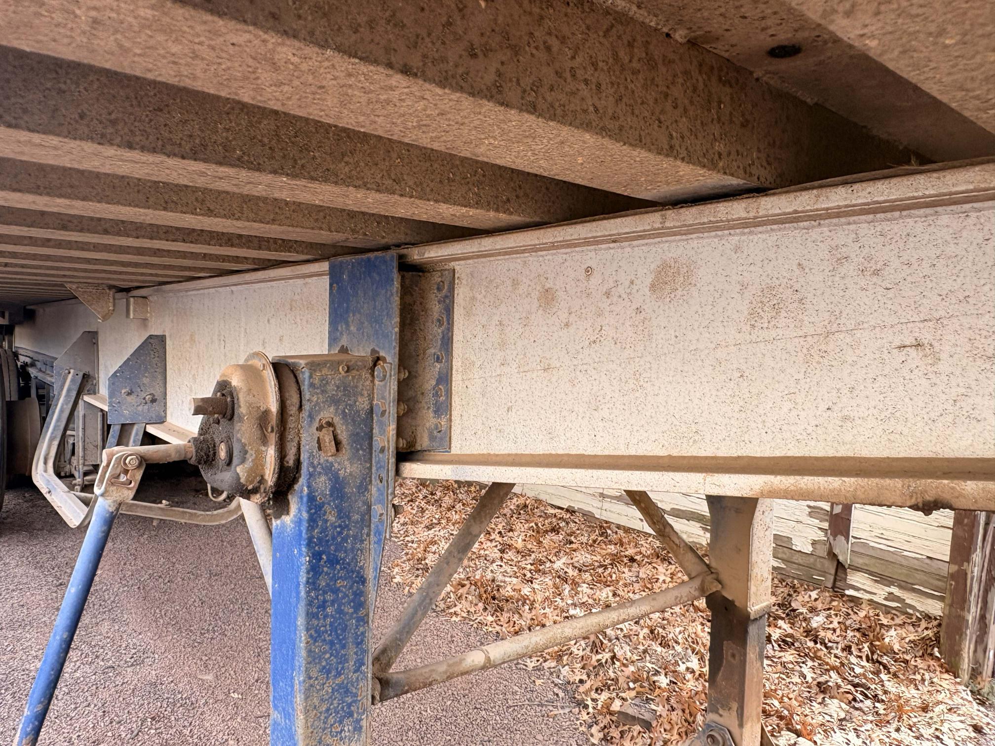 1983 RAVEN 34 - view 8 of 18